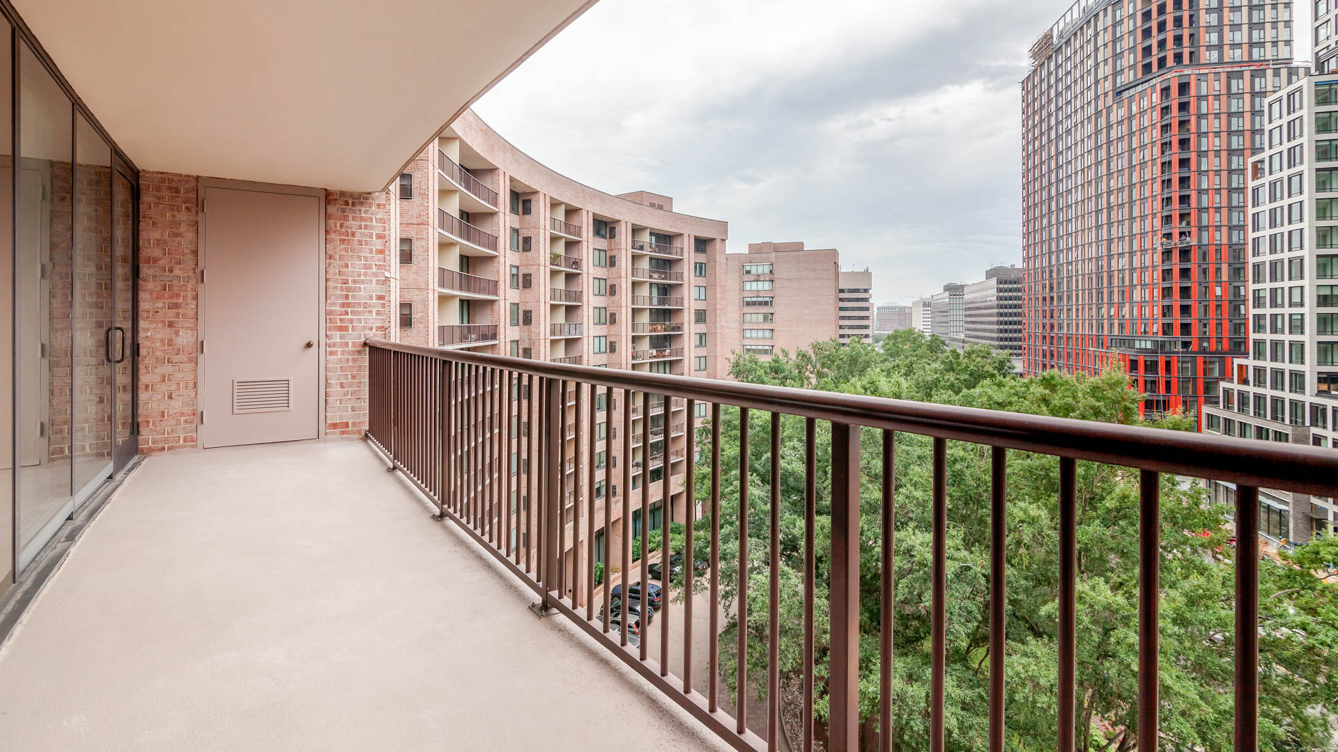 Crystal Place Apartments 12 of 12