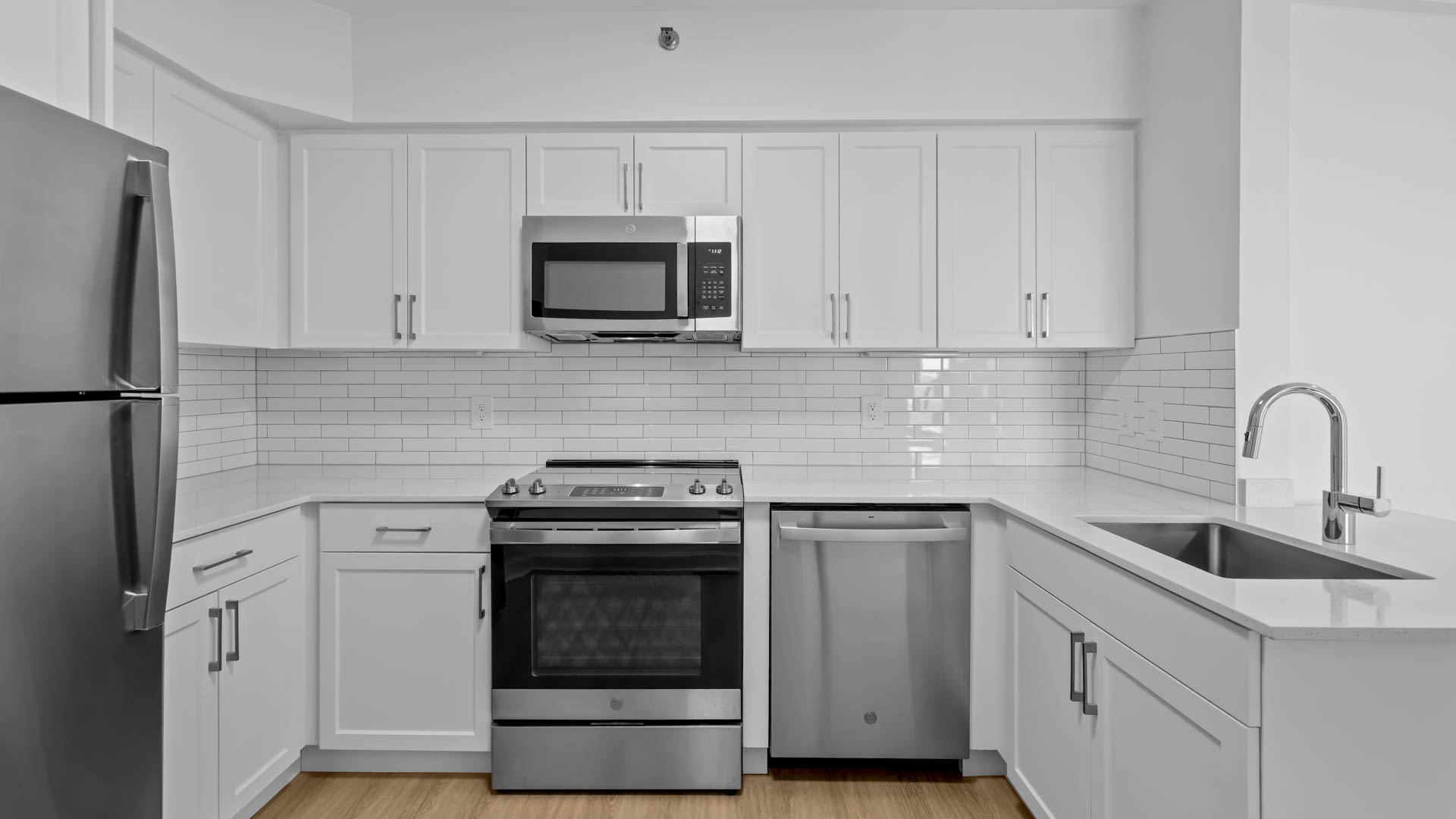 Crystal Place Apartments 2 of 12