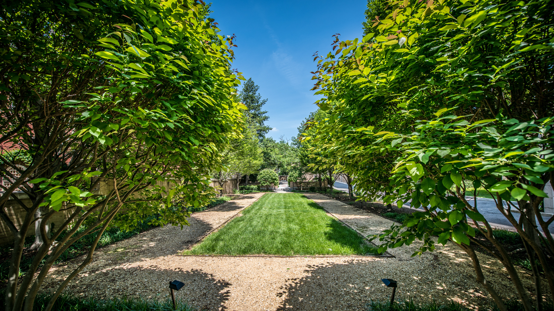 Courtyard at Alban Towers Apartments (2 of 2)