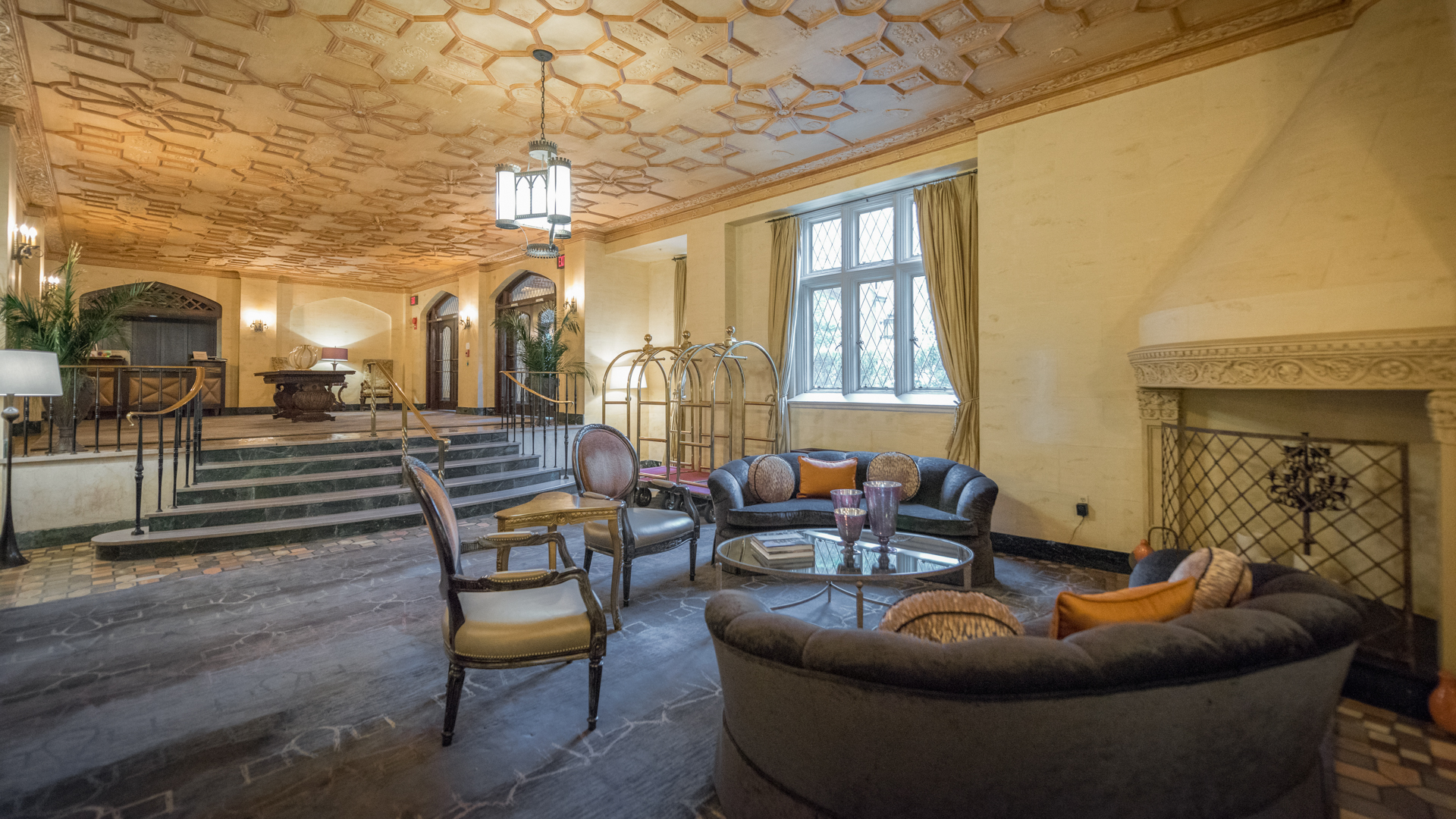 Alban Towers Apartments 5 of 12