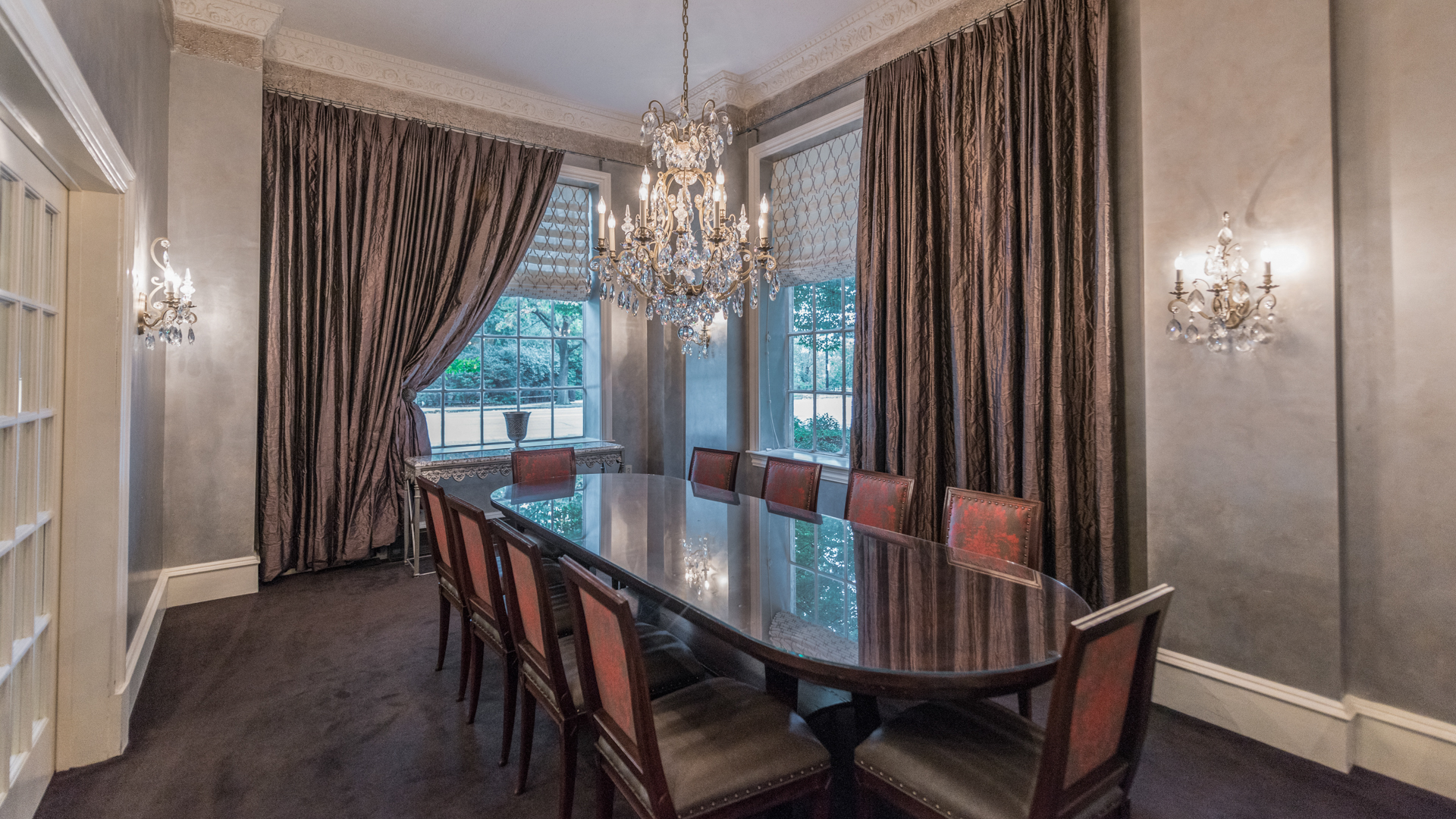 Lounge at Alban Towers Apartments (2 of 4)