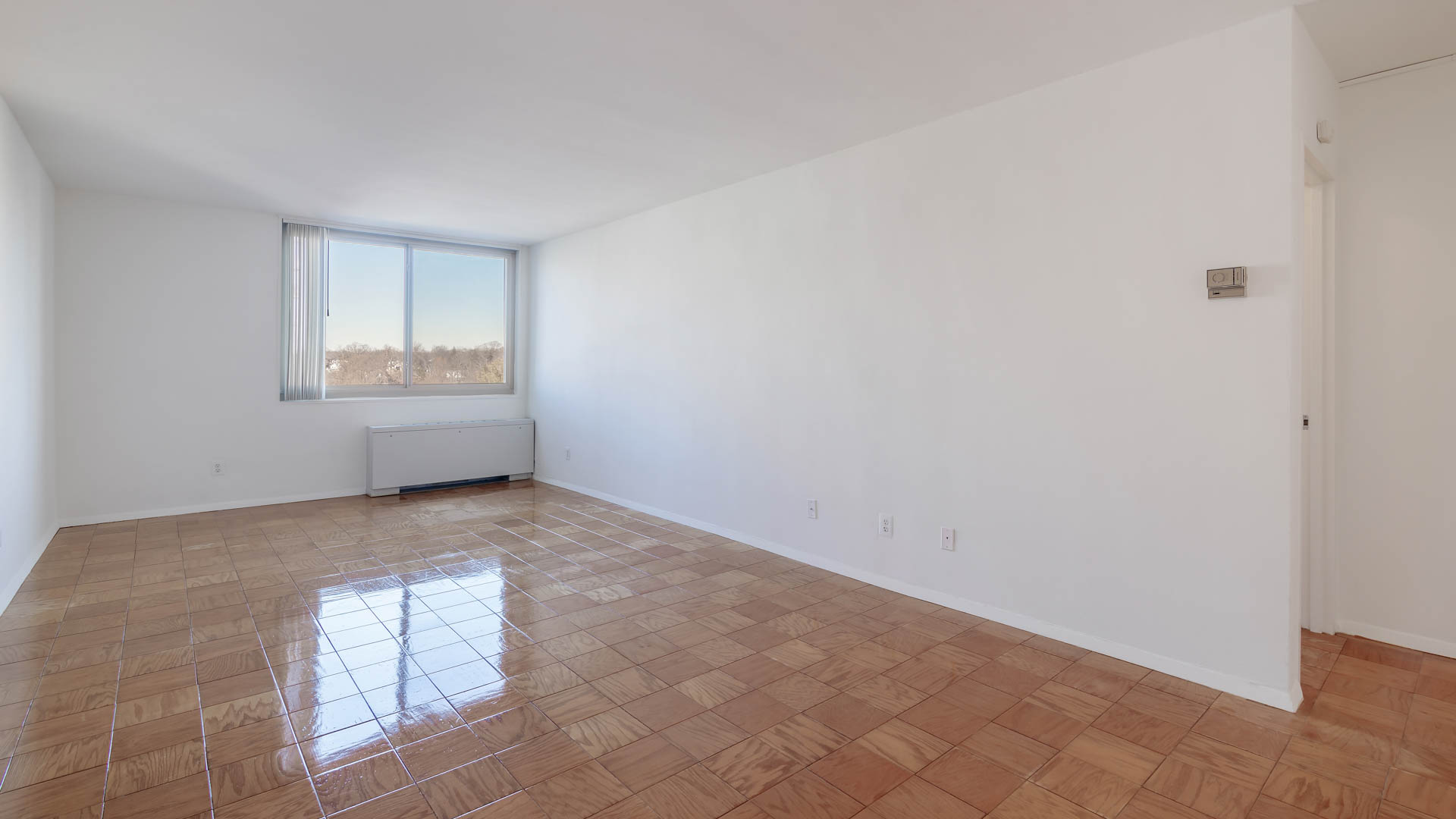 3003 Van Ness Apartments 5 of 6