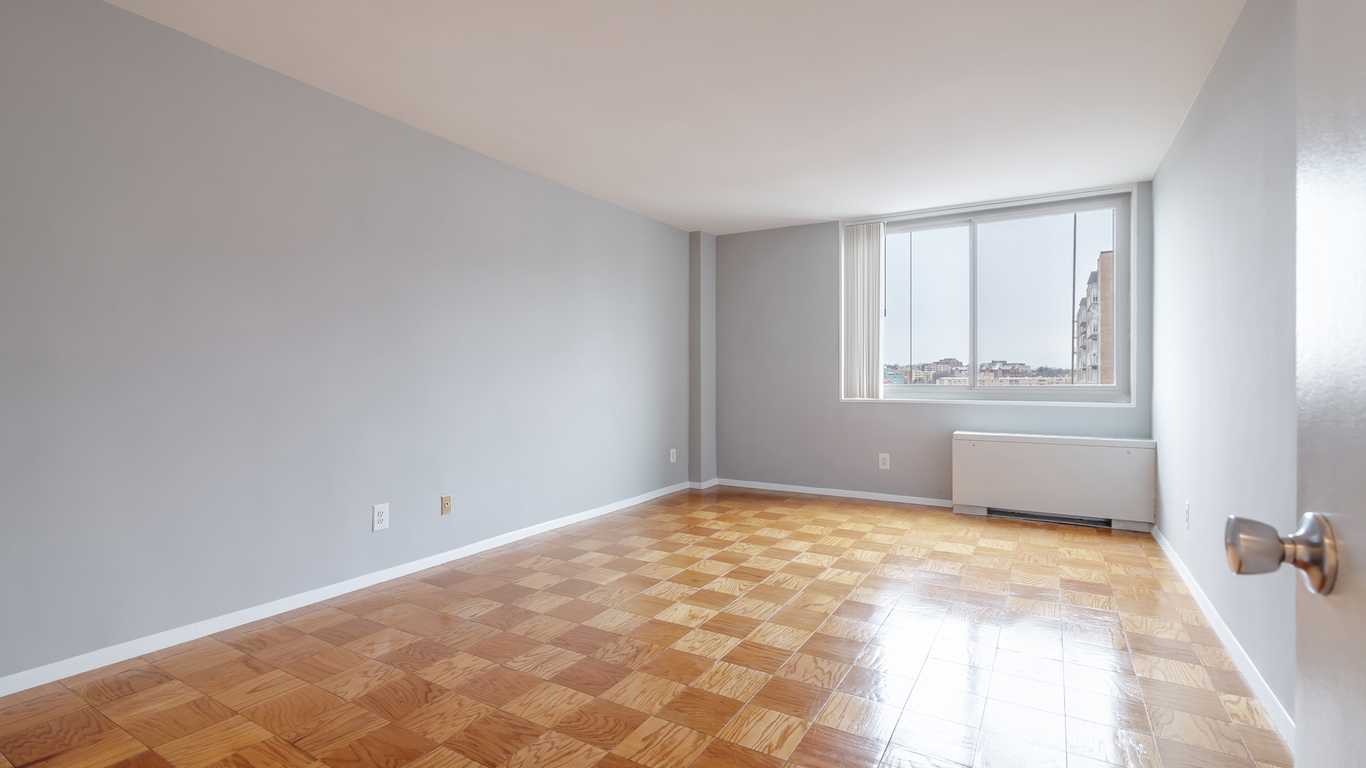 3003 Van Ness Apartments 5 of 8