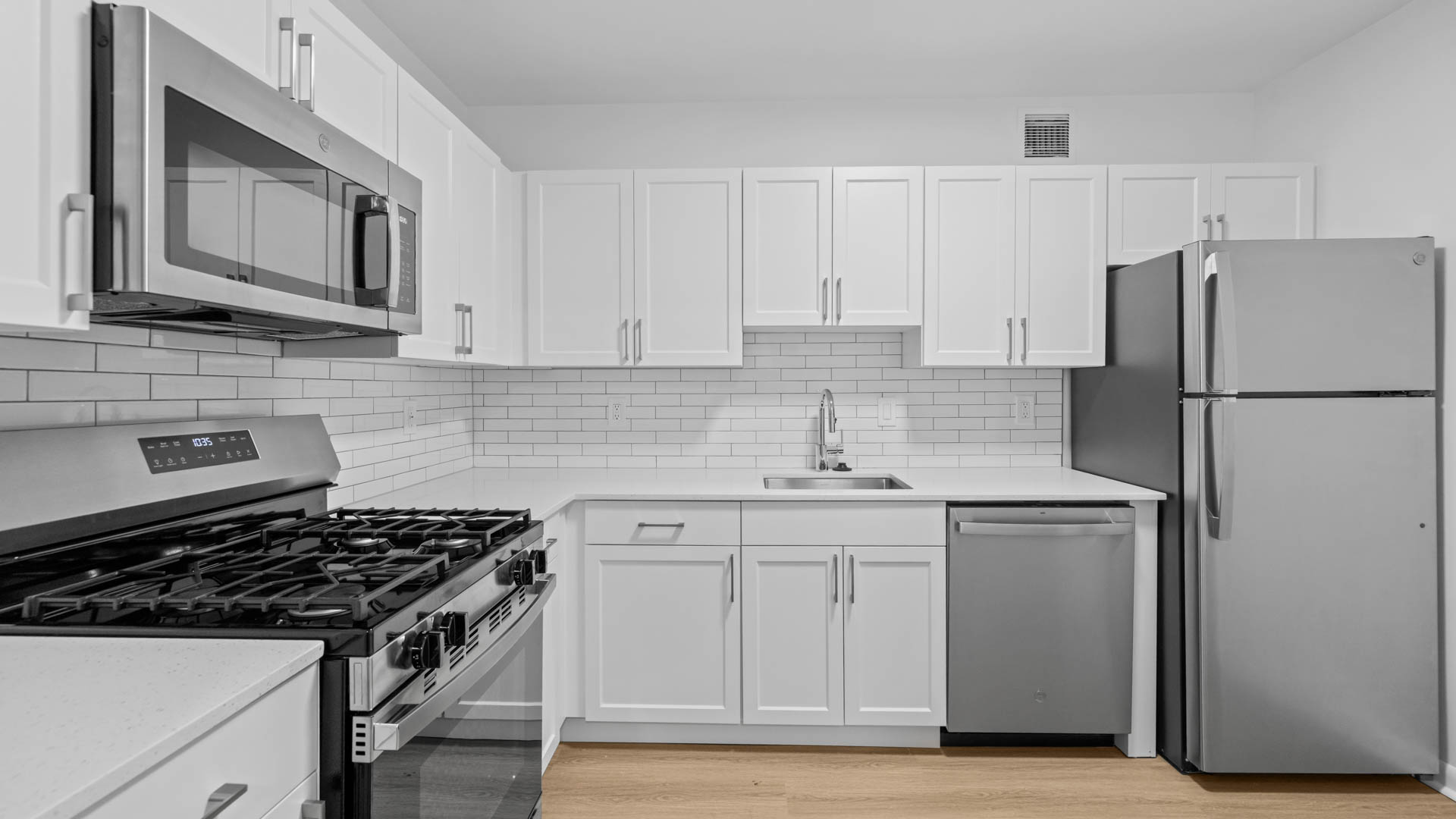 3003 Van Ness Apartments 8 of 13