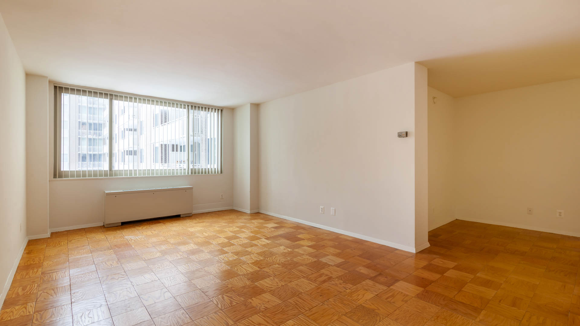 3003 Van Ness Apartments 3 of 4