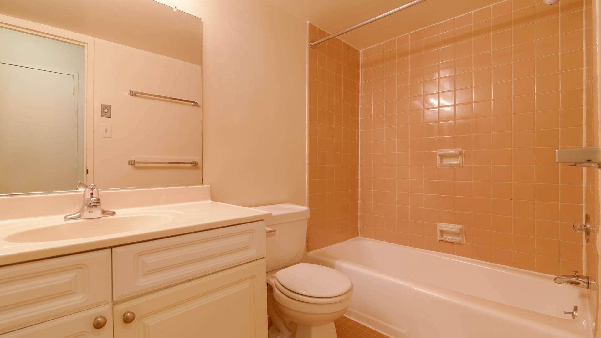3003 Van Ness Apartments 5 of 6