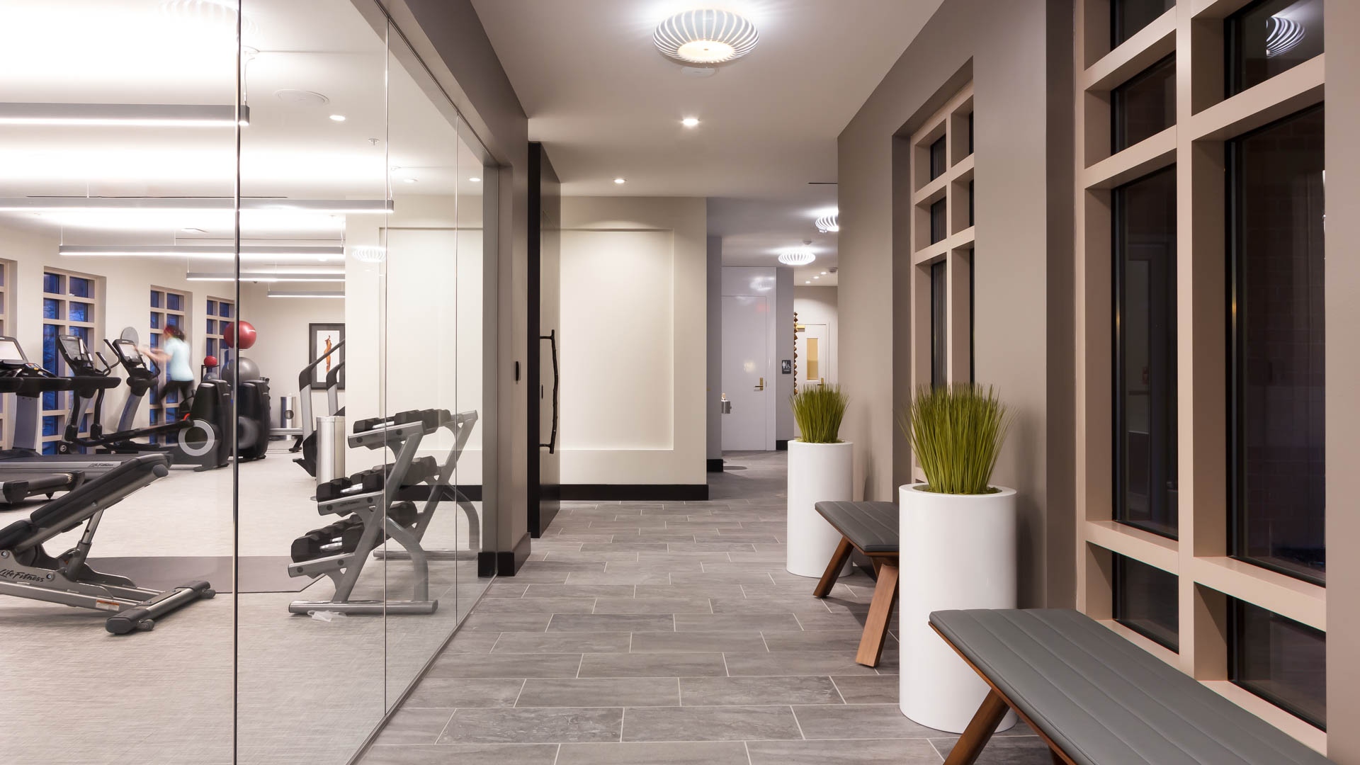 Gym at 1800 Oak Apartments (5 of 6)