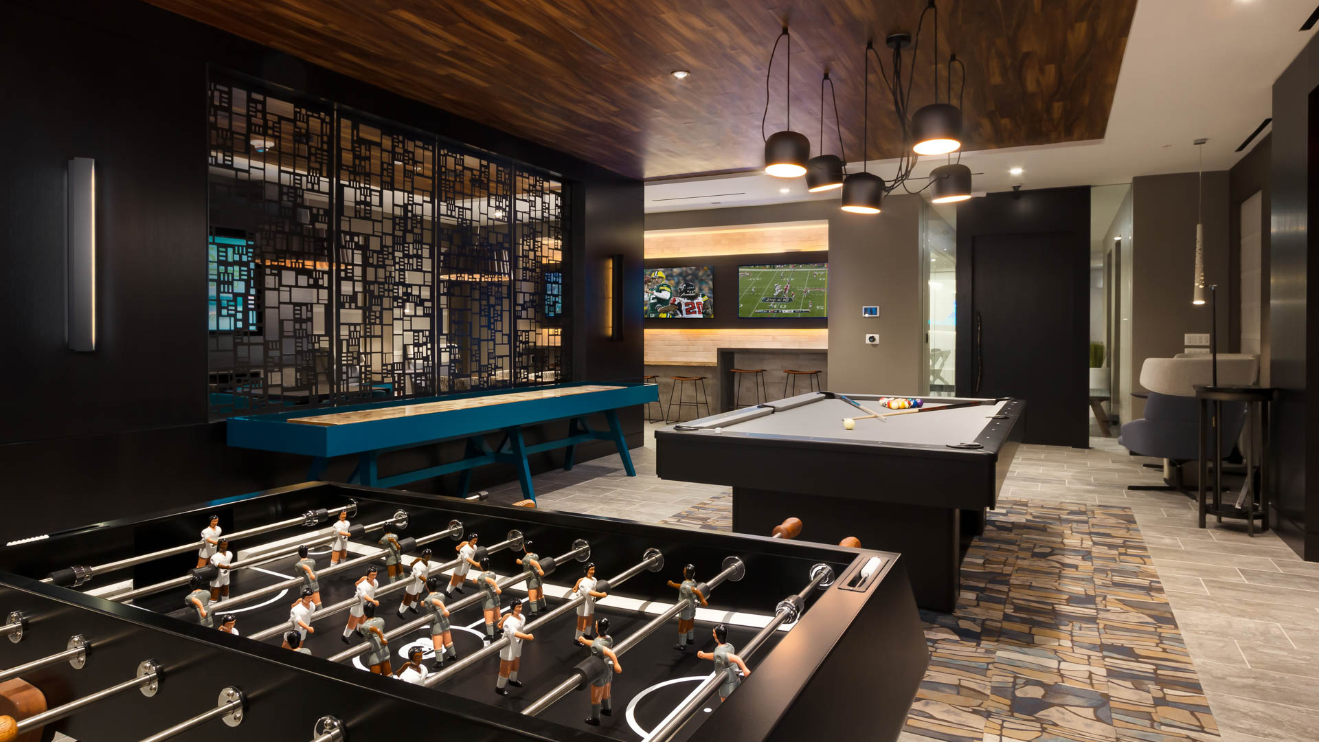 Game room at 1800 Oak Apartments (1 of 2)