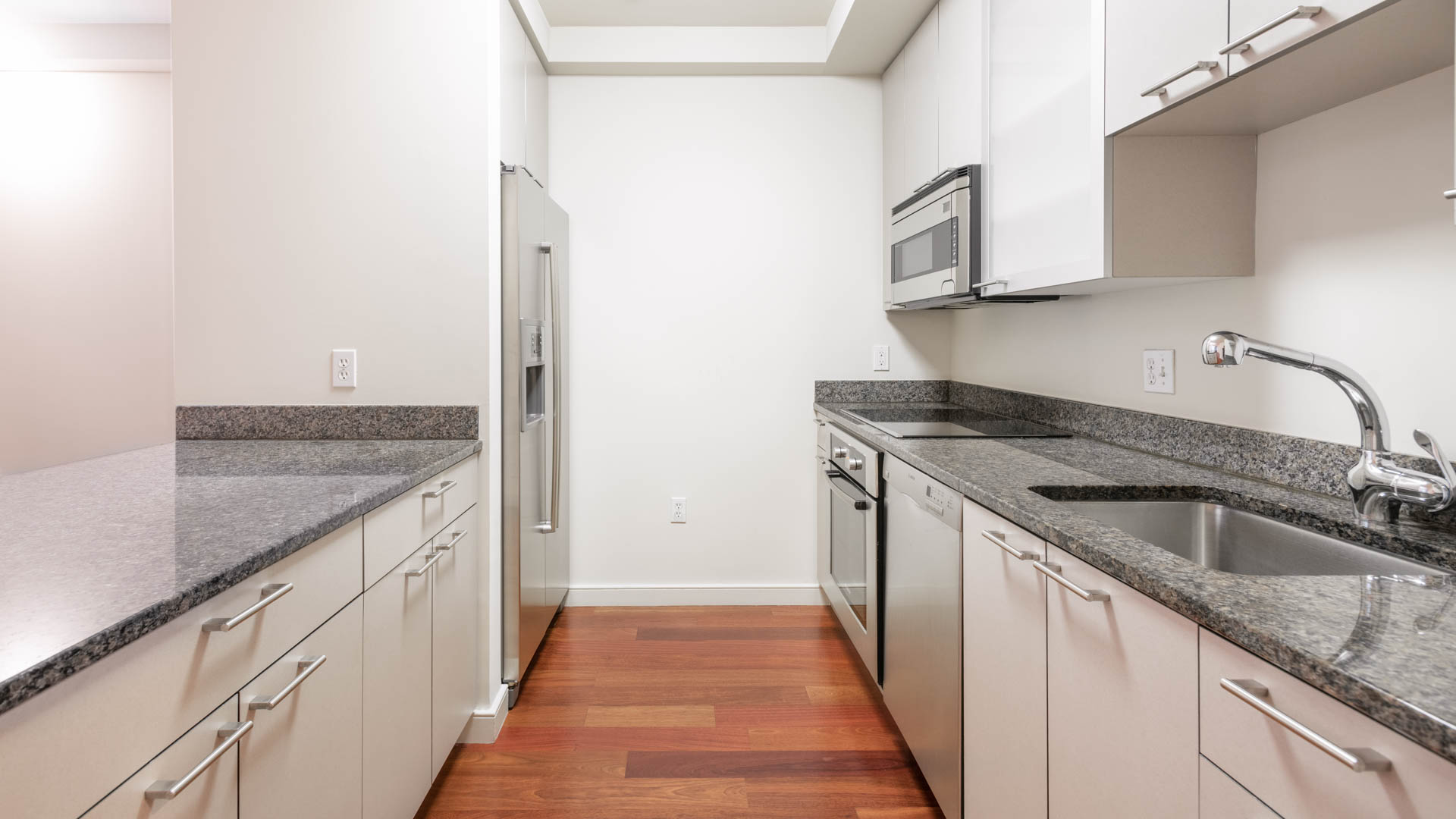 Avenir Apartments 4 of 6