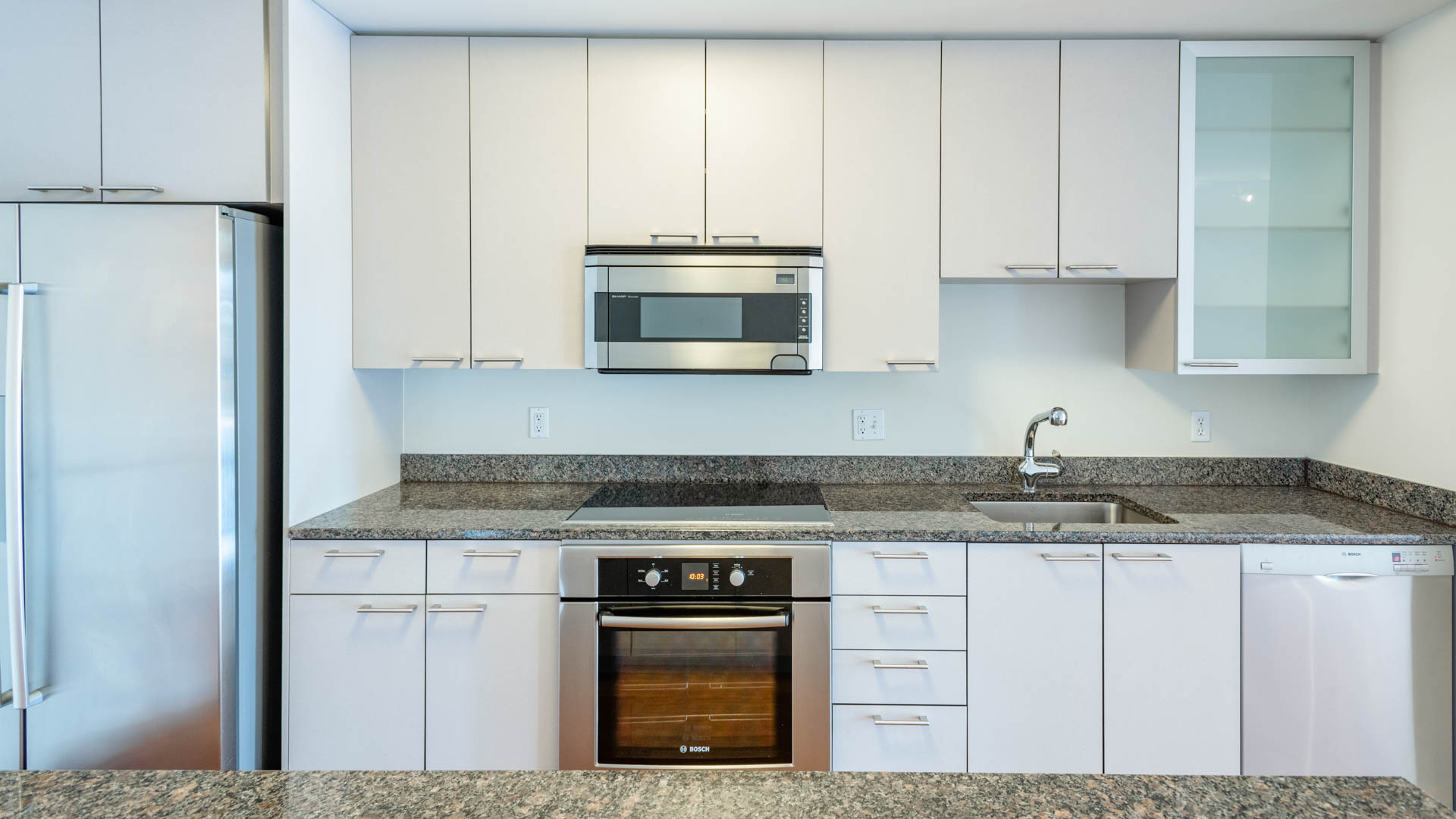 Avenir Apartments 5 of 7