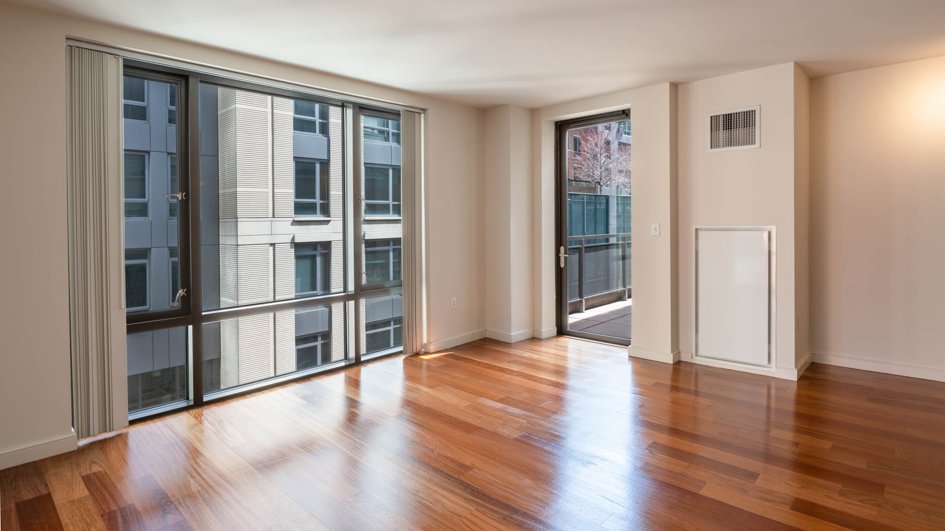 Avenir Apartments 25 of 58