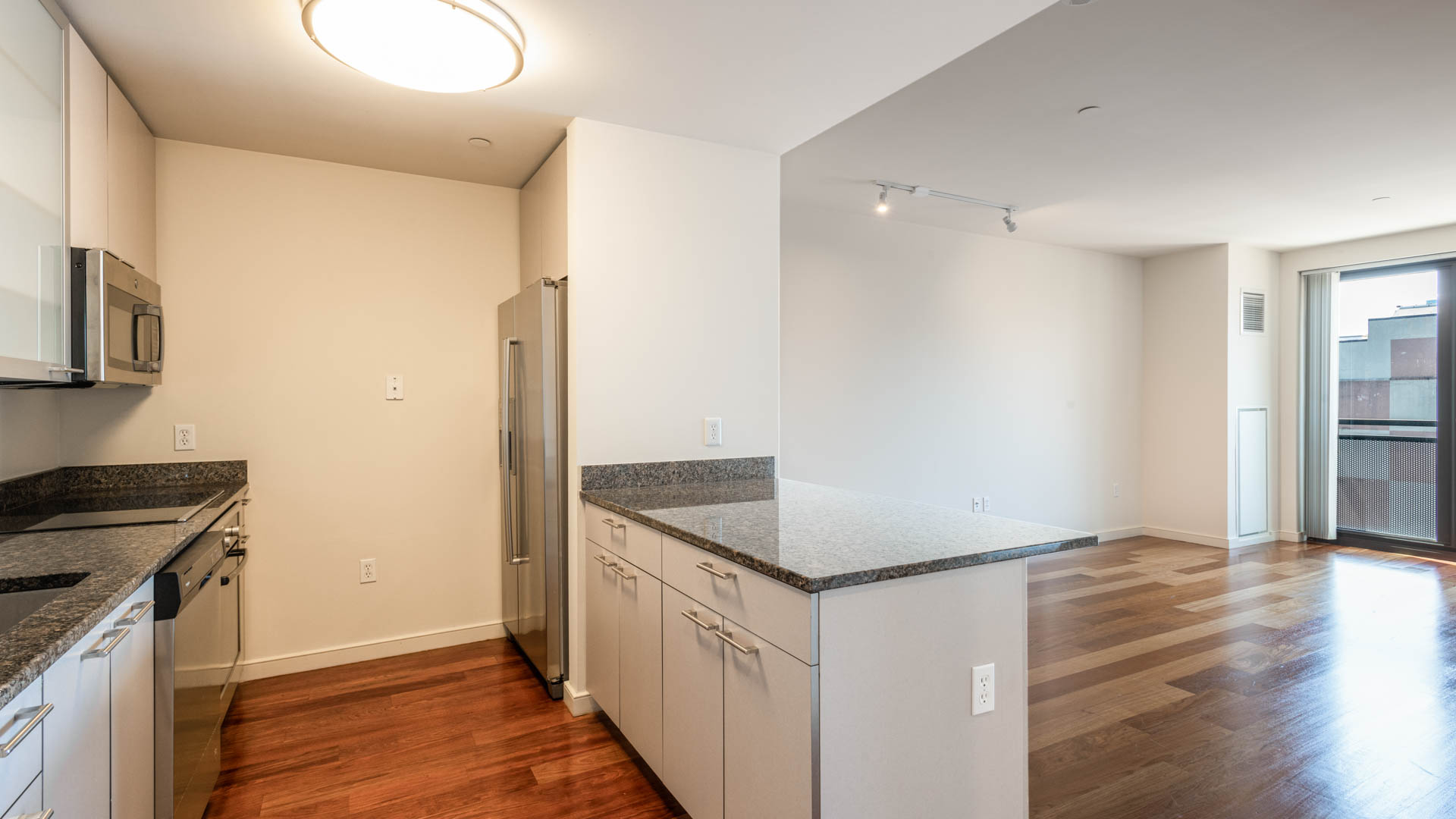 Avenir Apartments 3 of 11