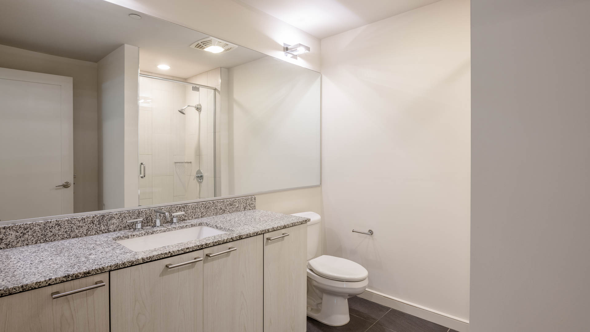 Avenir Apartments 6 of 11