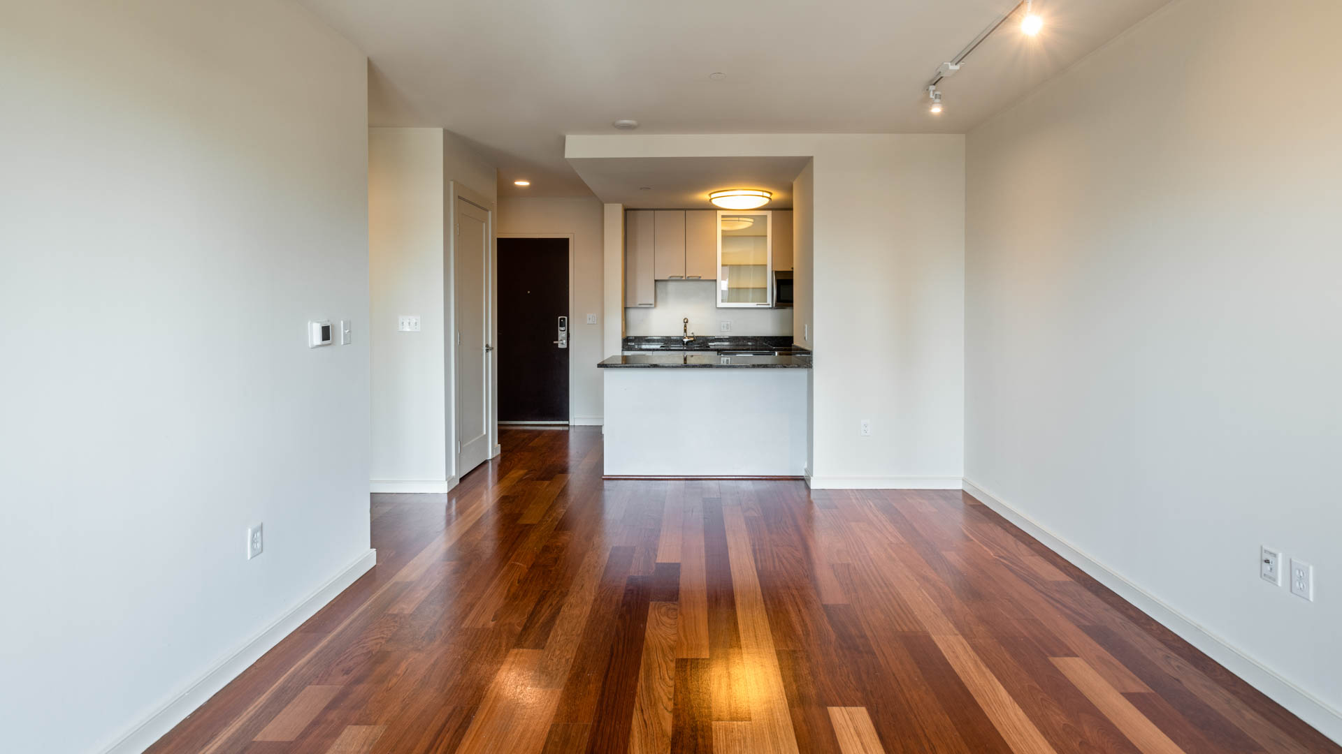 Avenir Apartments 9 of 11