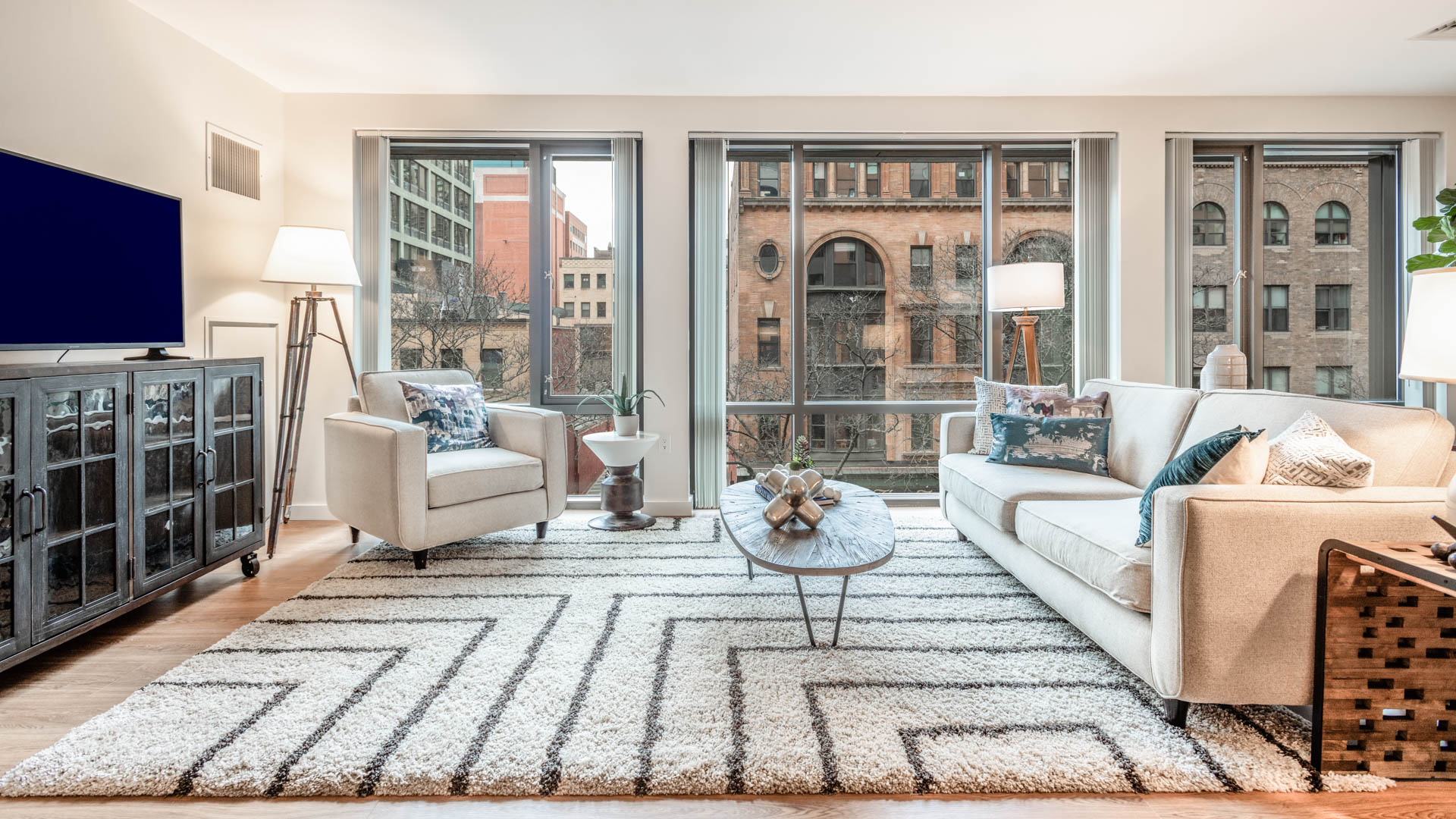 Avenir Apartments 23 of 58