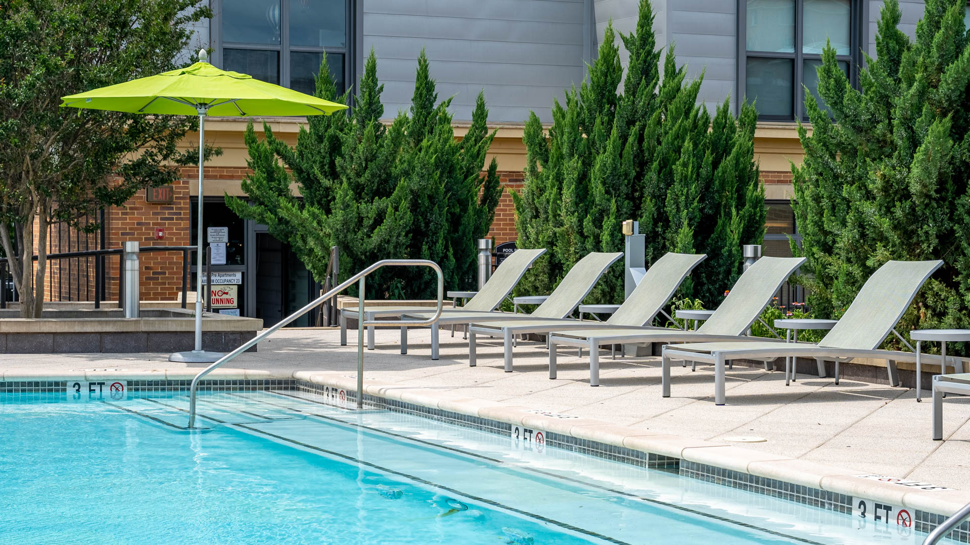Pool at 1111 Belle Pre Apartments (3 of 5)