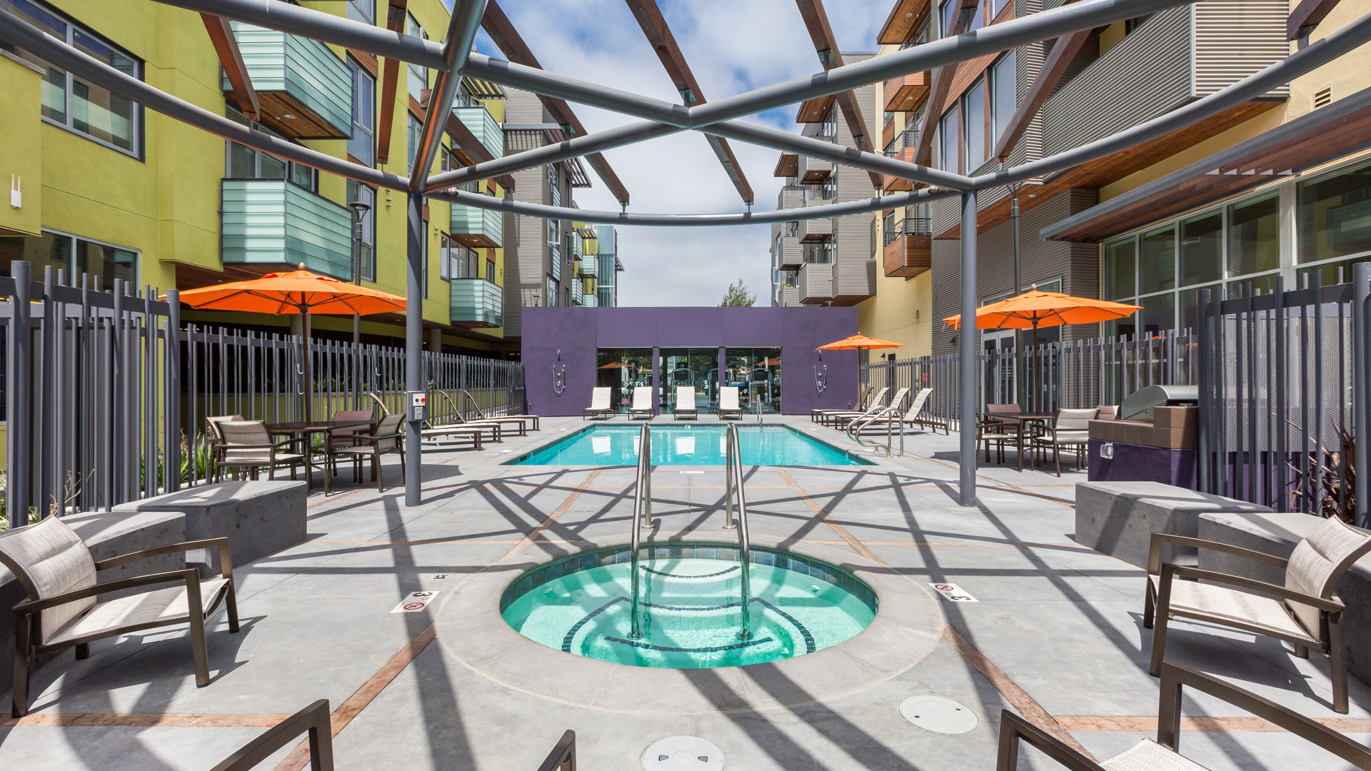 Pool at Parc on Powell Apartments (2 of 5)