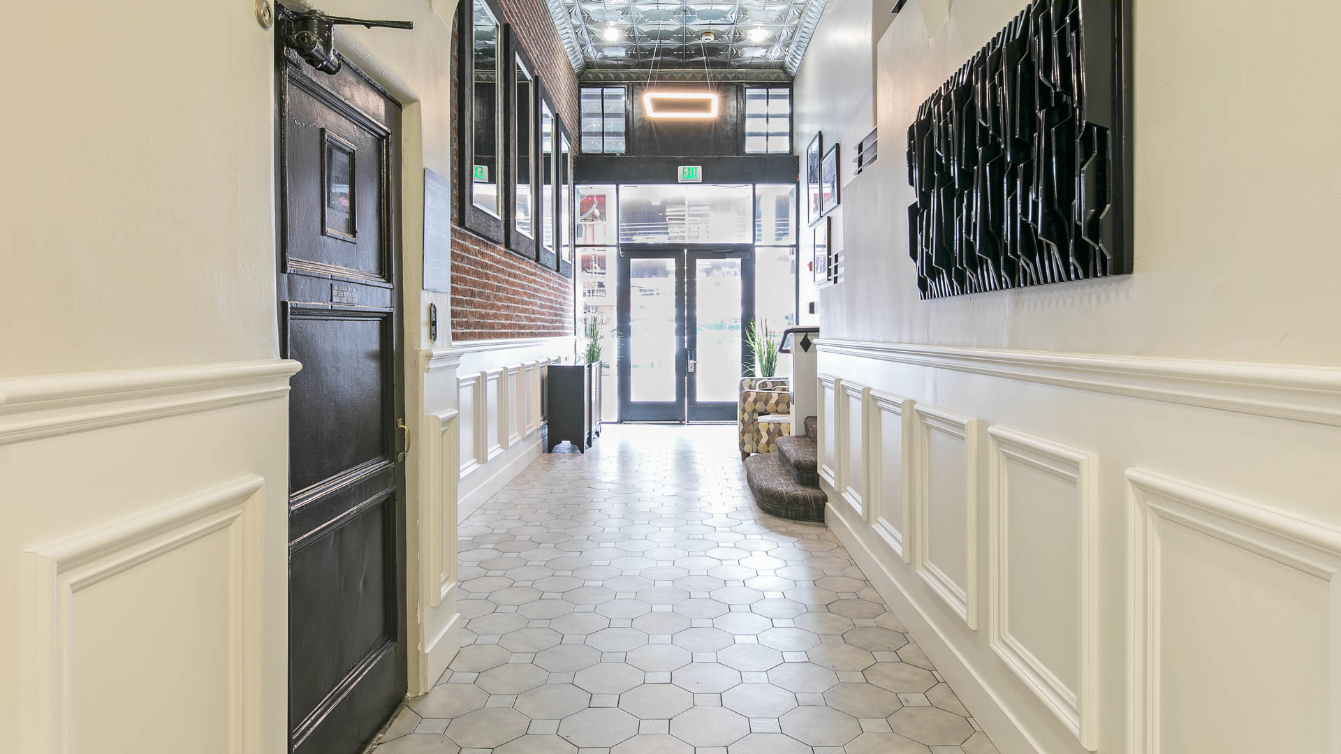 Vintage at 425 Broadway Apartments 3 of 12