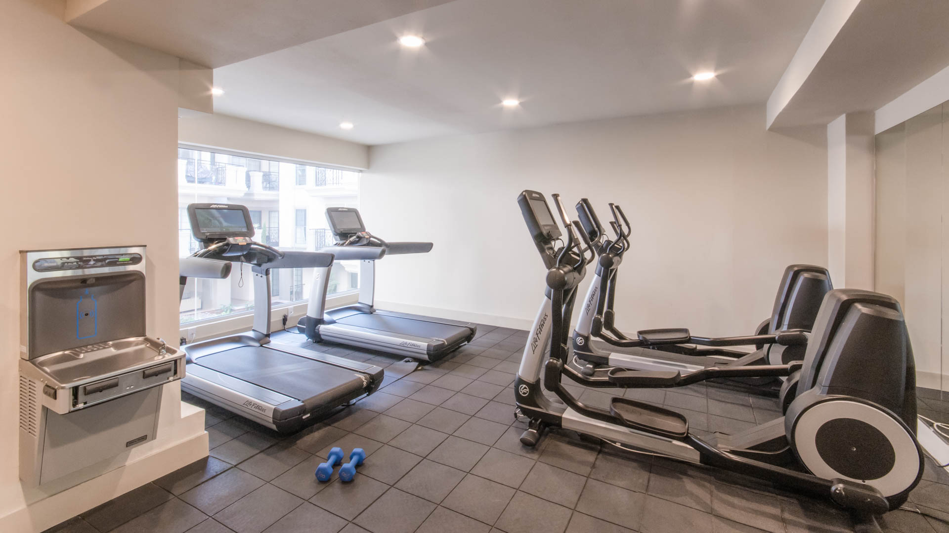 Gym at 425 Broadway Apartments