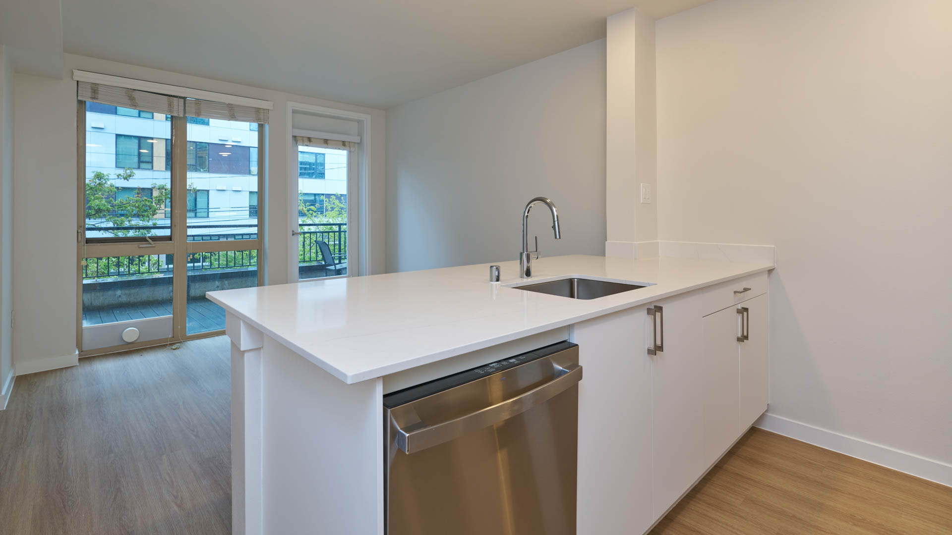 Alcyone Apartments 4 of 12