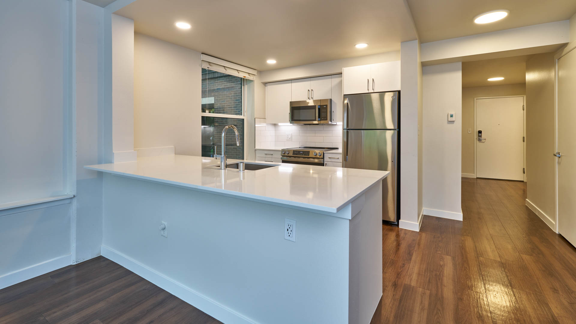 Alcyone Apartments 9 of 12
