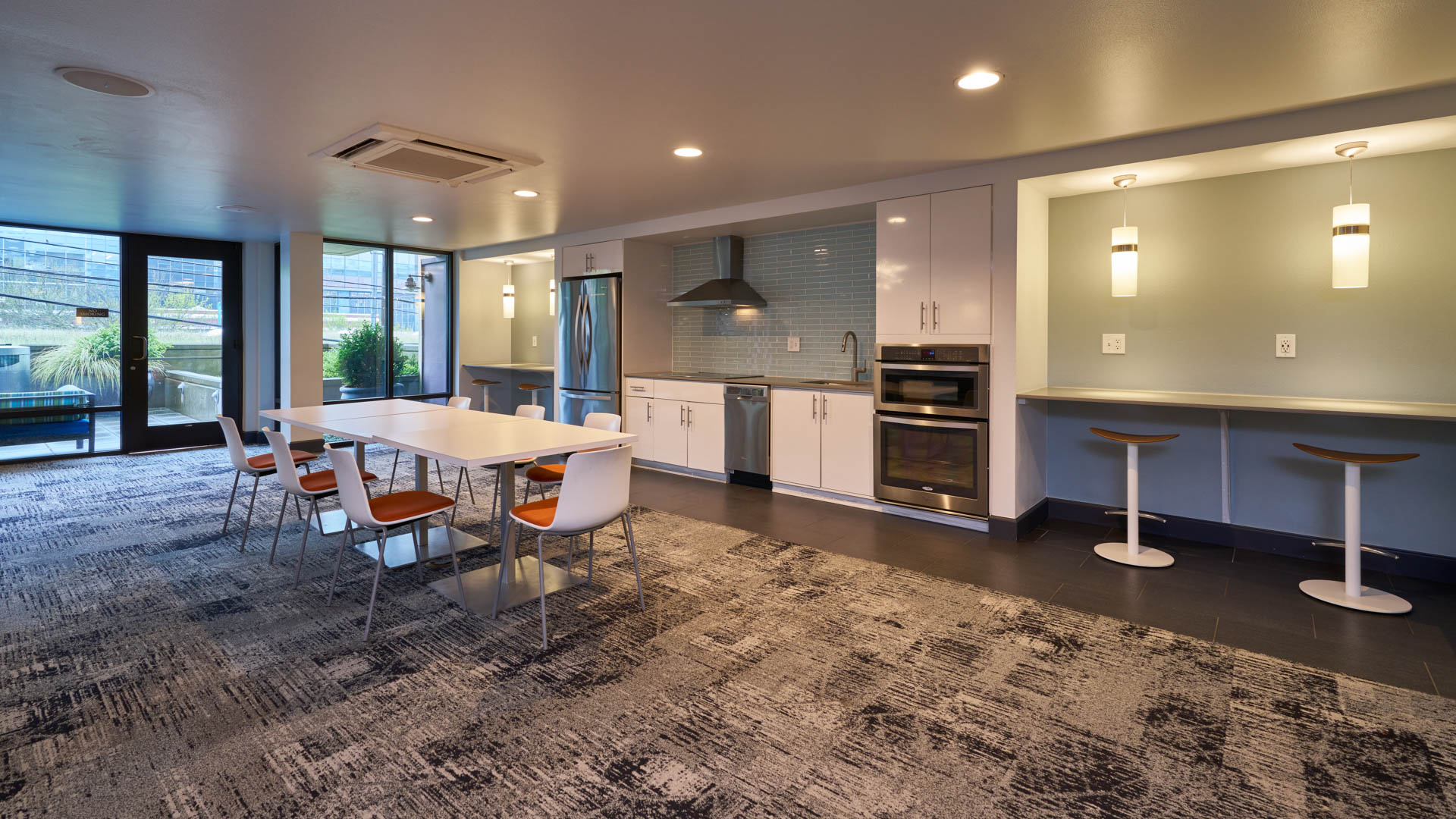 Lounge at Alcyone Apartments (4 of 4)