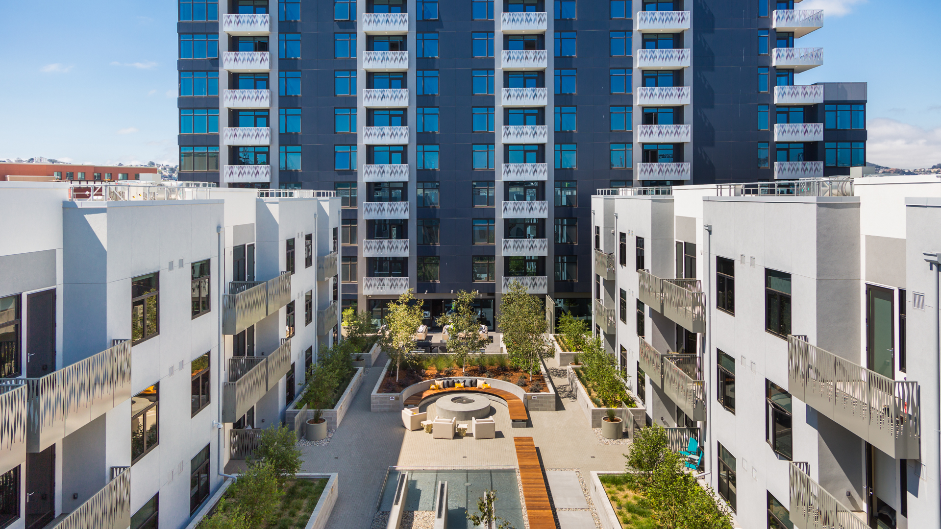Courtyard at Azure Apartments (7 of 8)