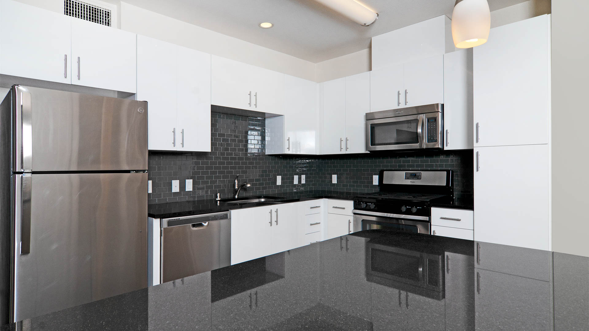 Vista 99 Apartments 6 of 12