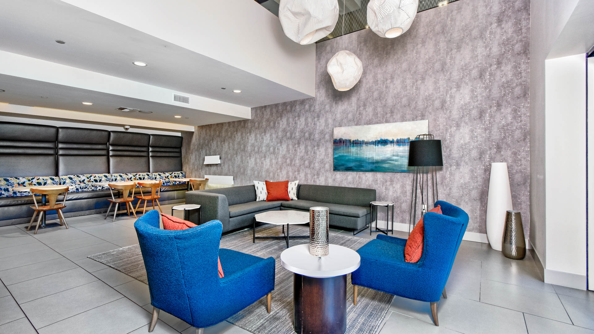 Lounge at Vista 99 Apartments (2 of 3)