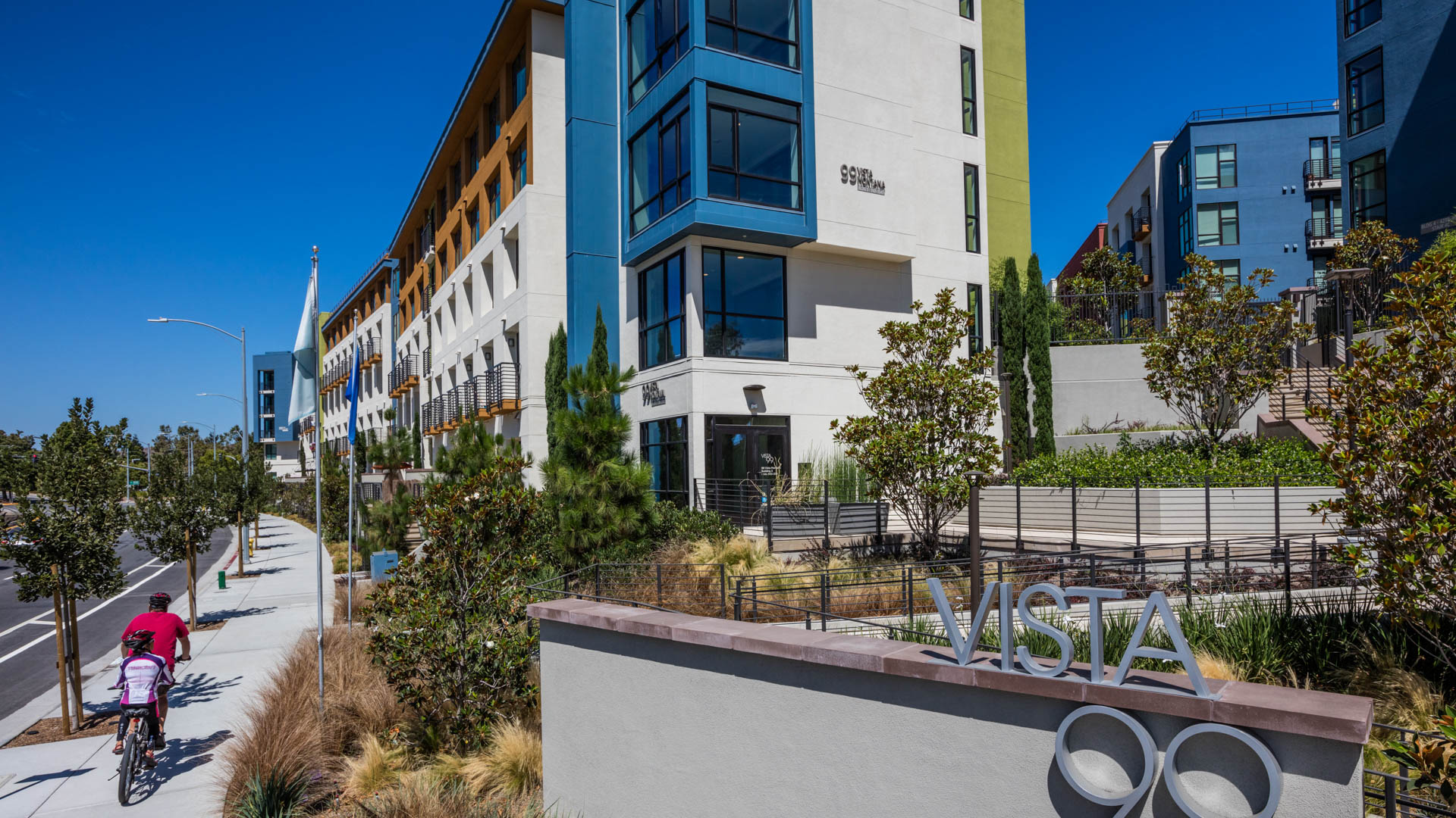 Vista 99 Apartments 4 of 12