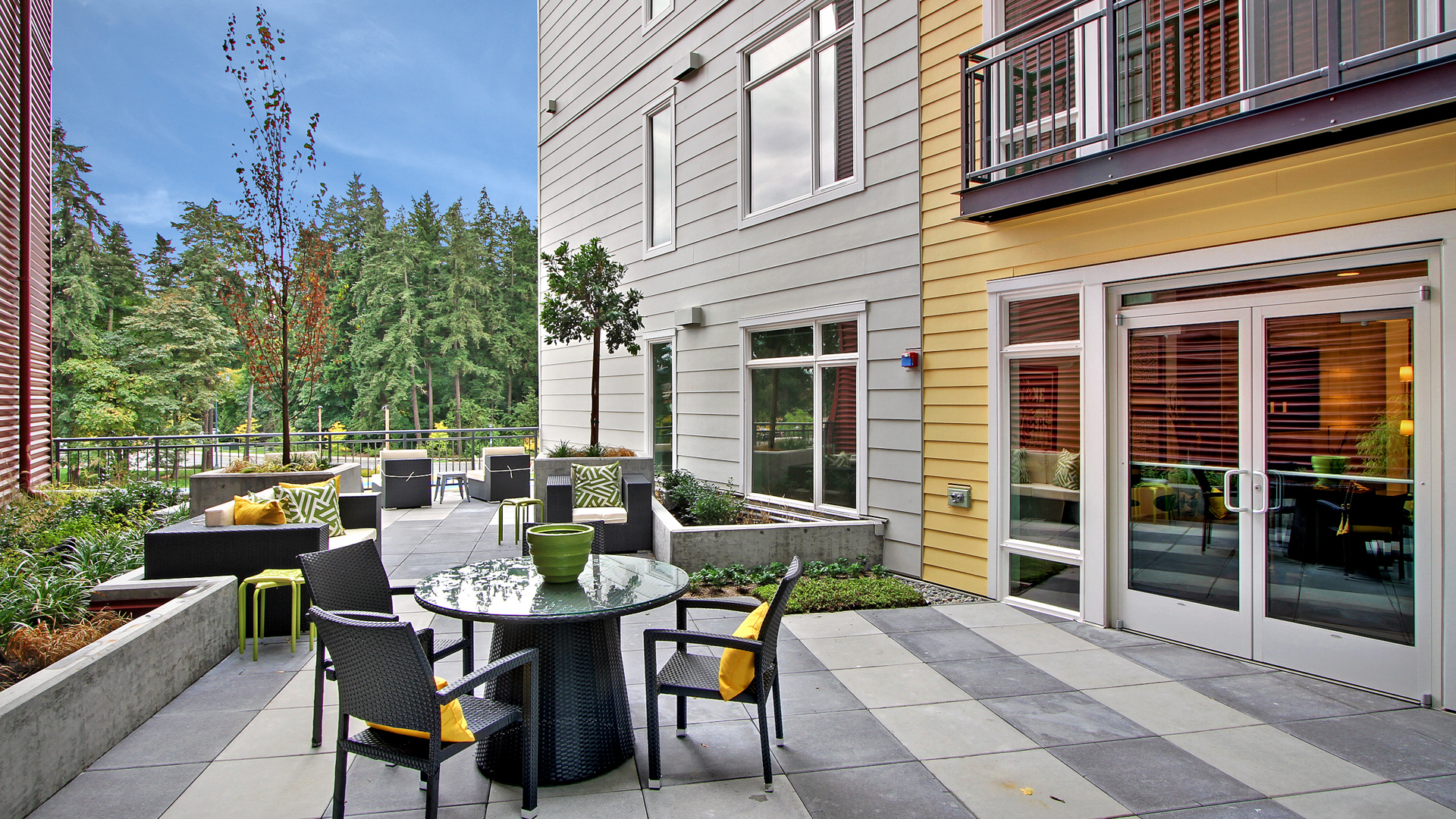 Courtyard at Old Town Lofts Apartments (1 of 2)