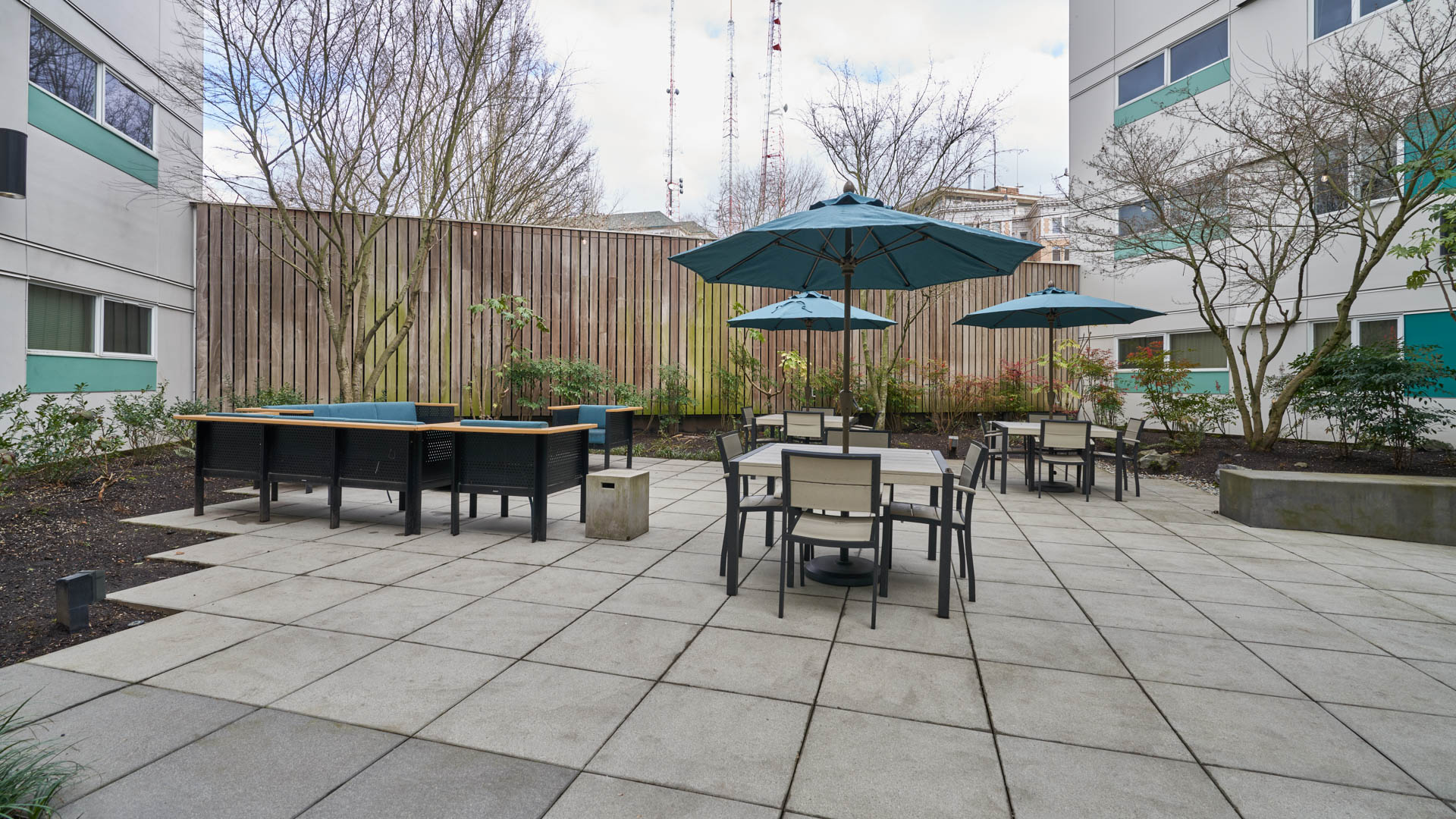 Courtyard at The Pearl Apartments (4 of 4)