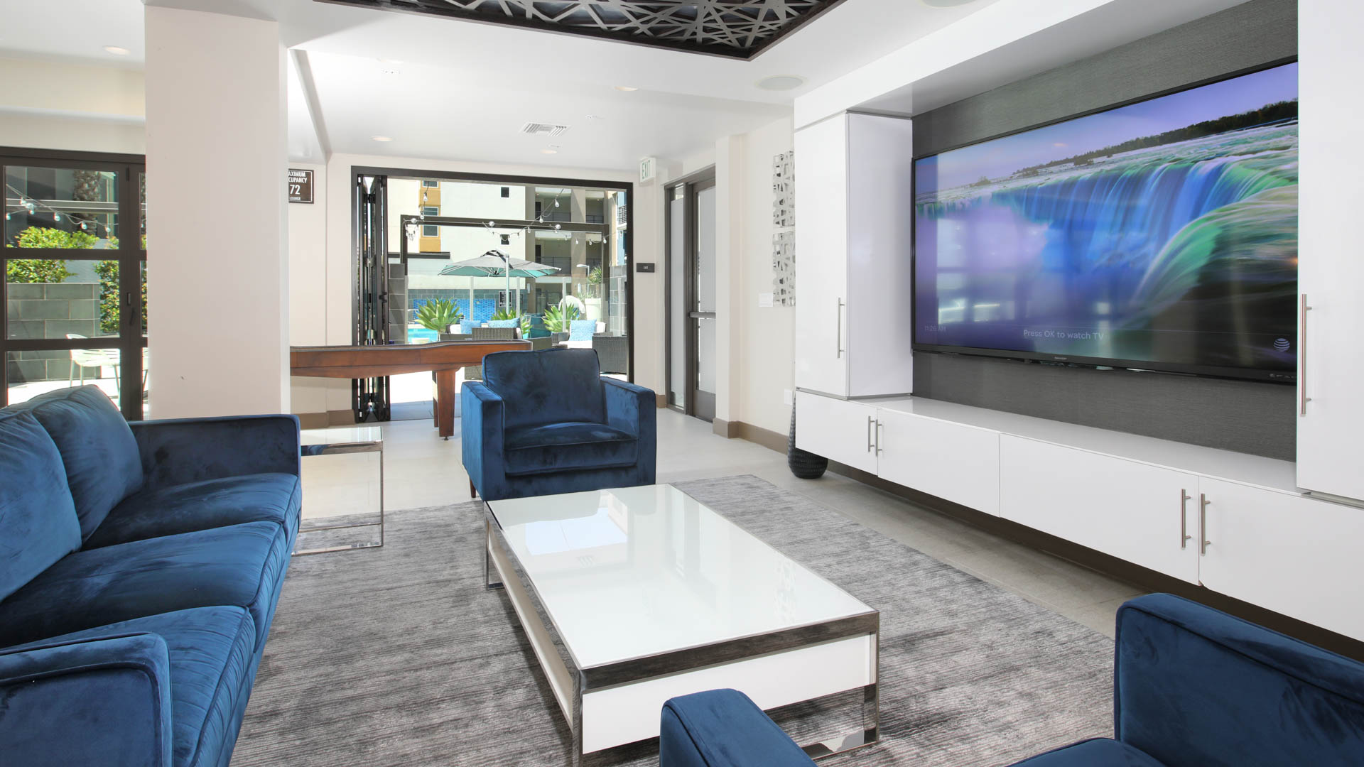 Lounge at The Kelvin Apartments (1 of 2)