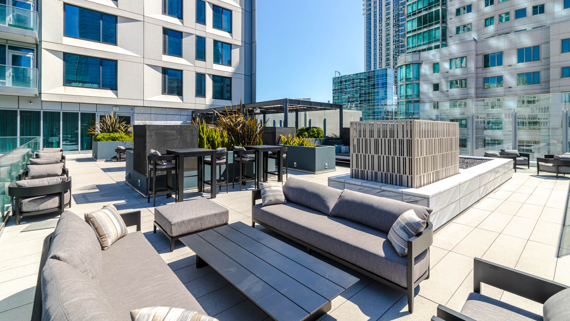 Roof deck at 340 Fremont Apartments (2 of 3)