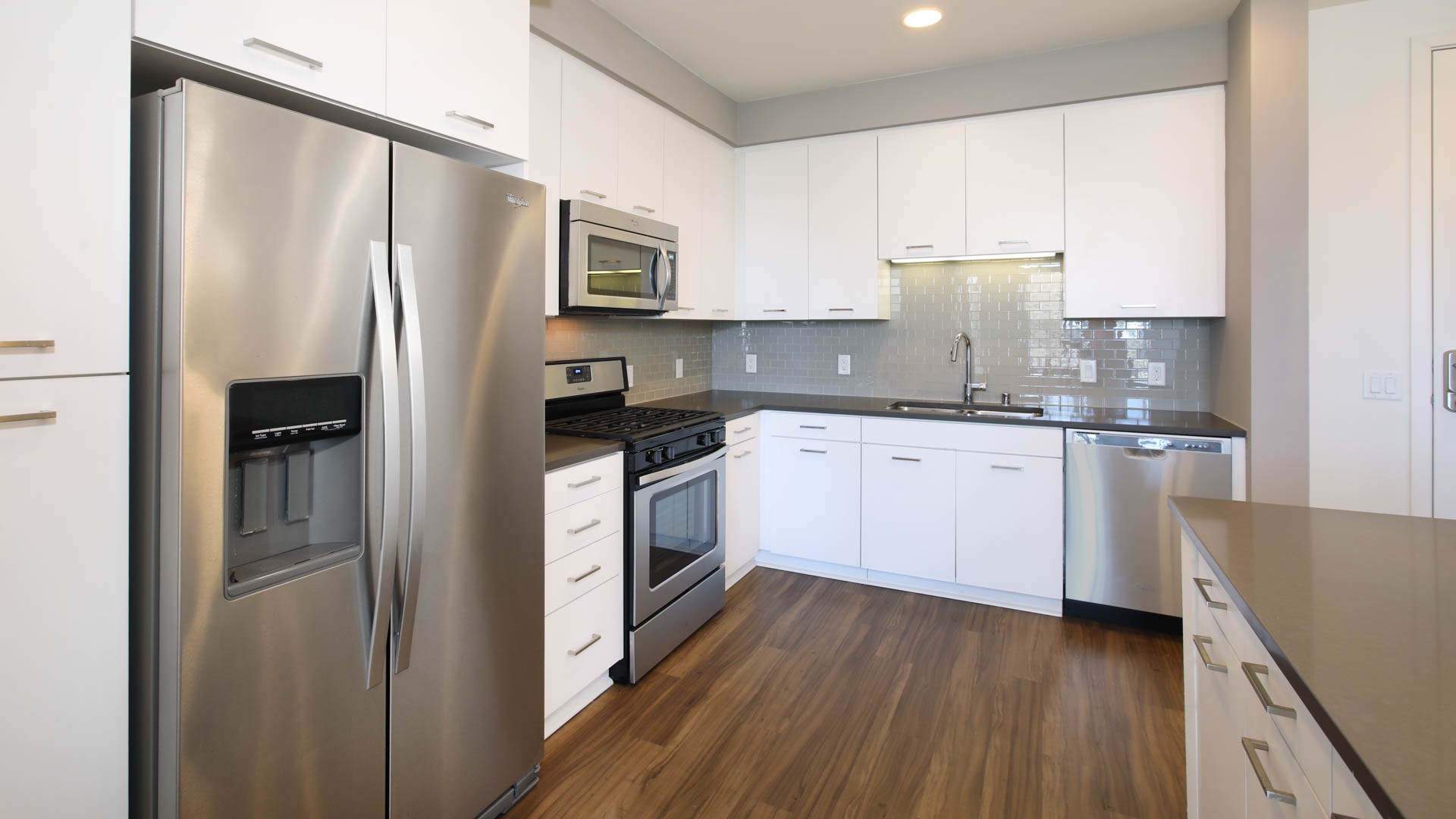 The Alton Apartments 9 of 12