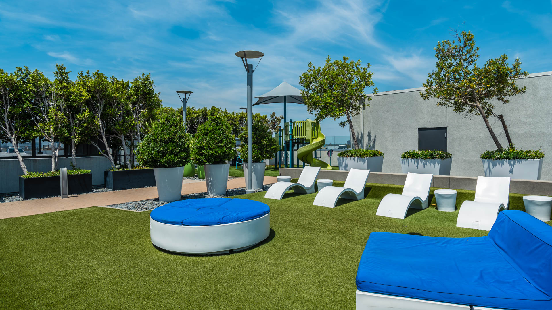 Courtyard at The Alton Apartments