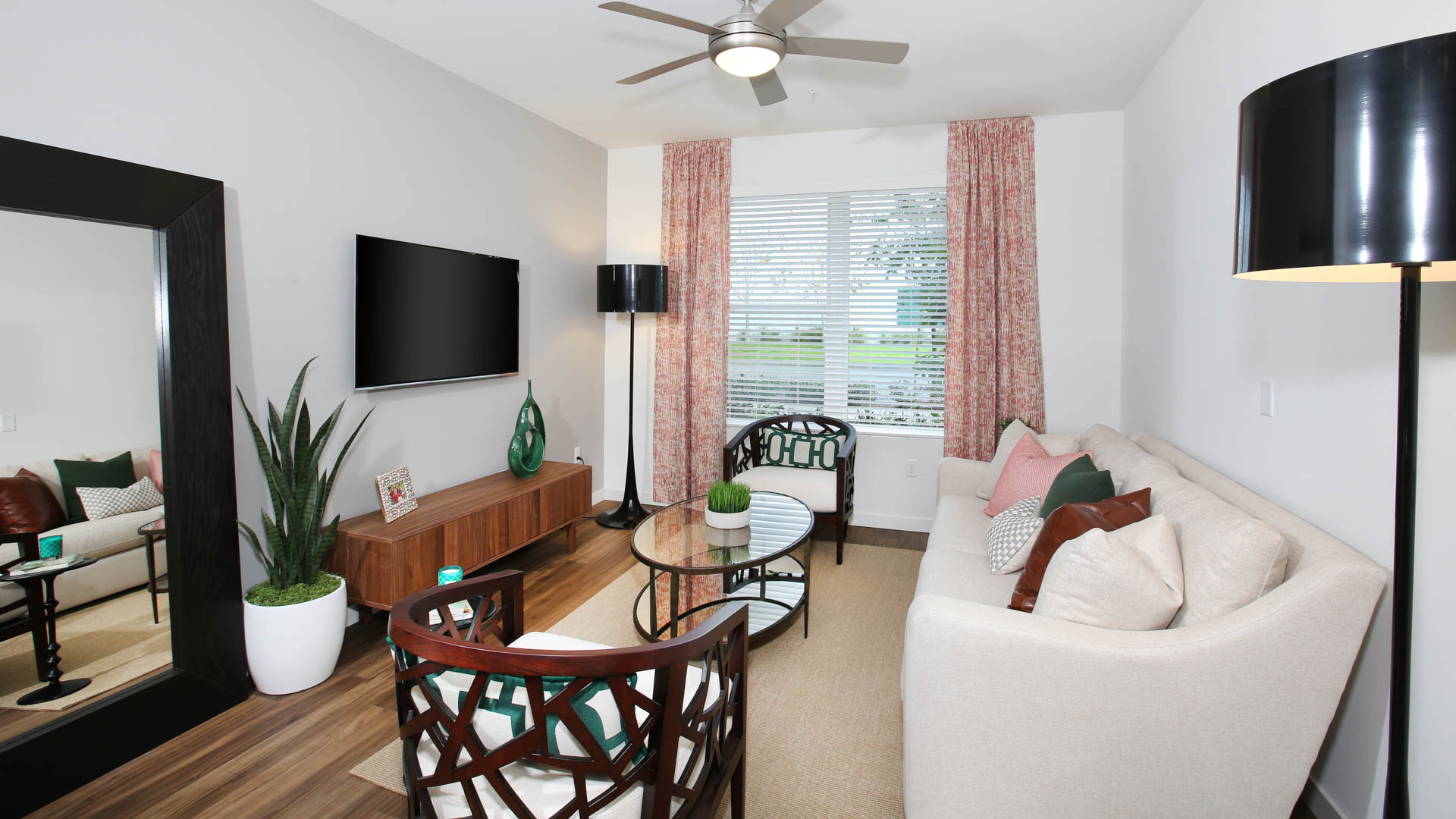 The Alton Apartments 1 of 7