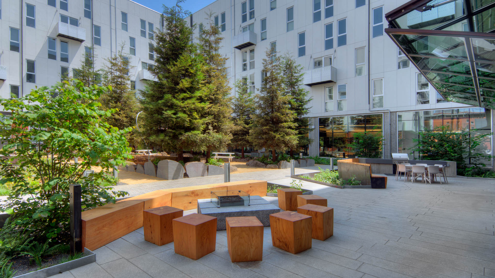 Courtyard at 855 Brannan Apartments (2 of 8)