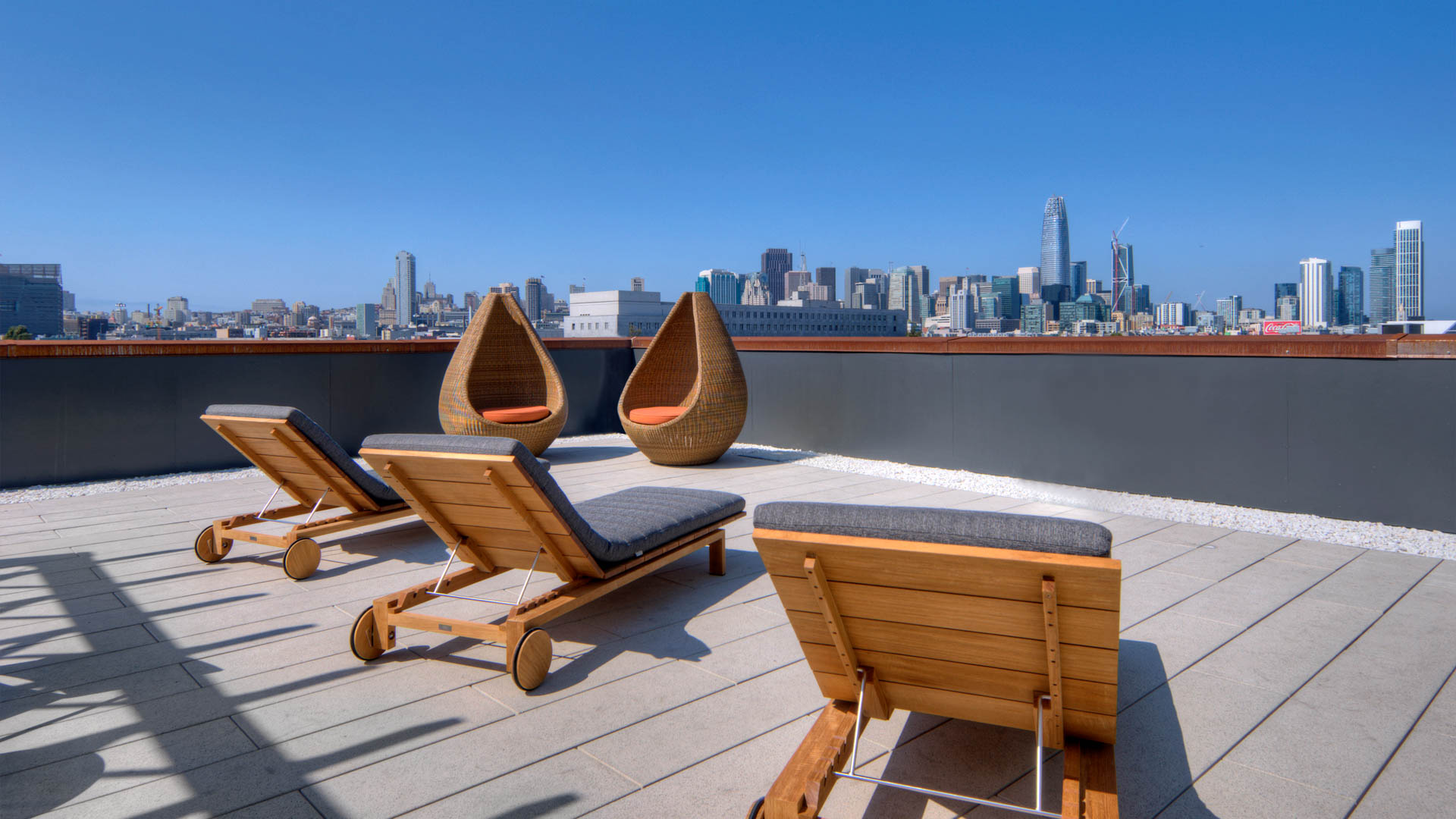 Roof deck at 855 Brannan Apartments (4 of 8)
