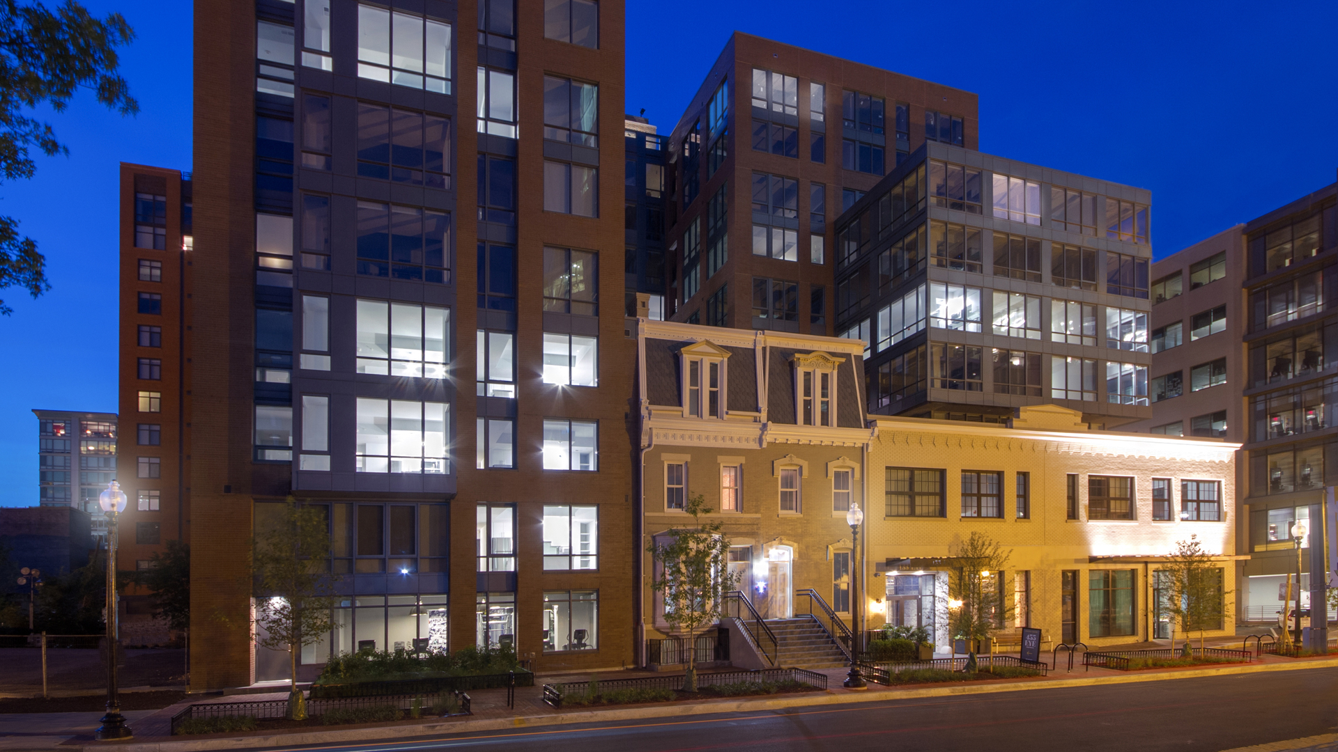 455 Eye Street Apartments 4 of 12