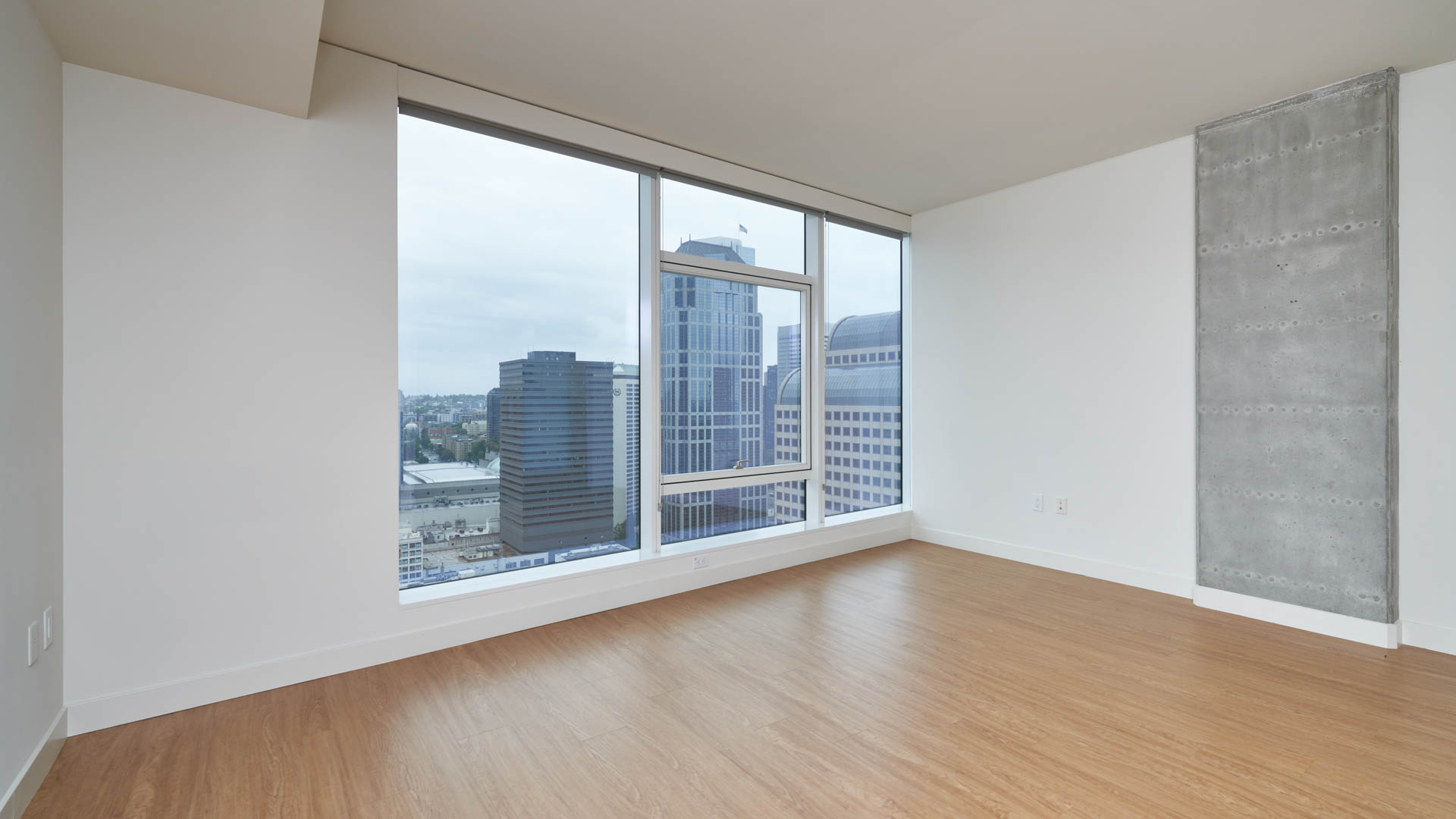 Helios Apartments 2 of 6