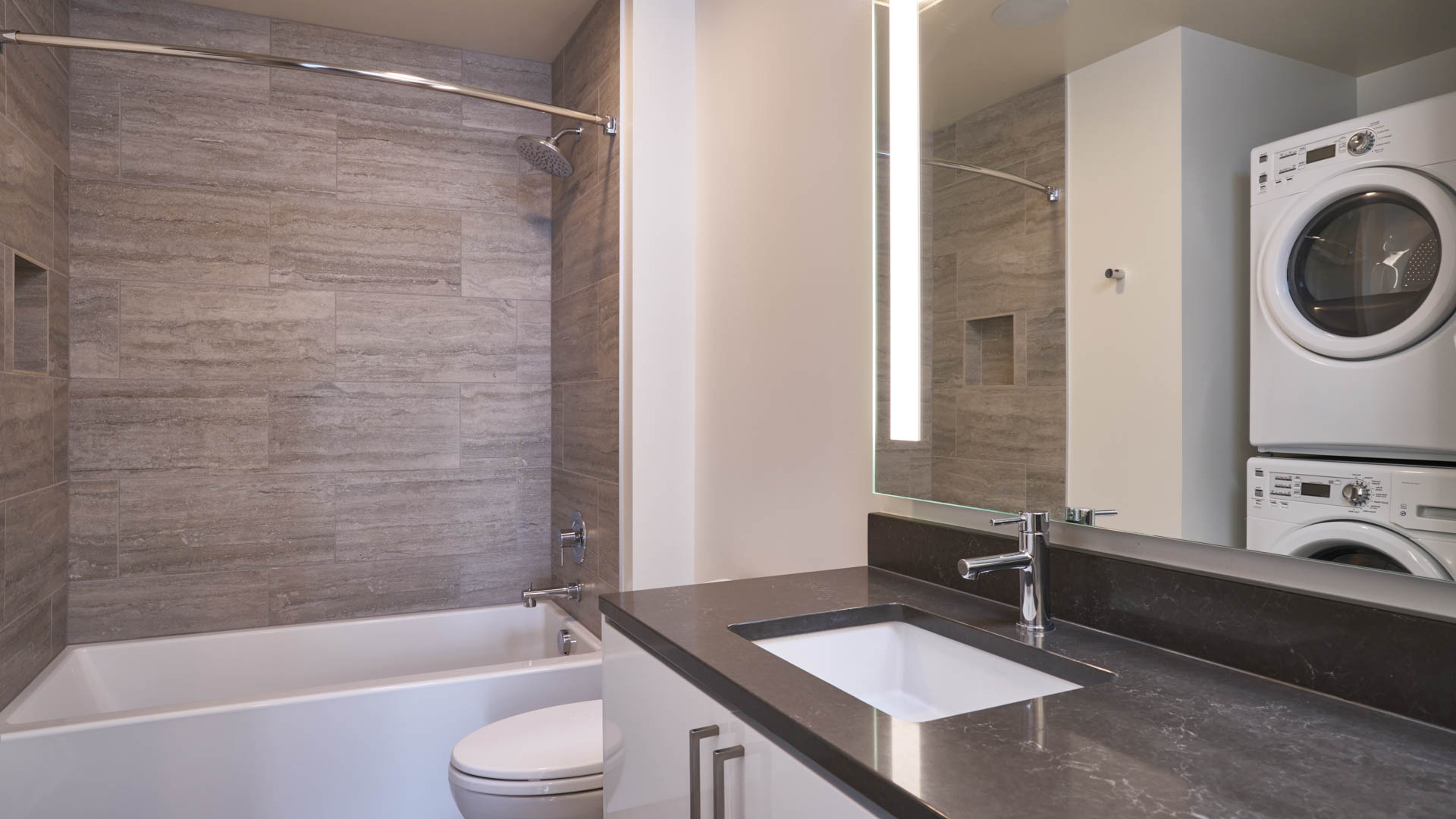 Helios Apartments 3 of 12