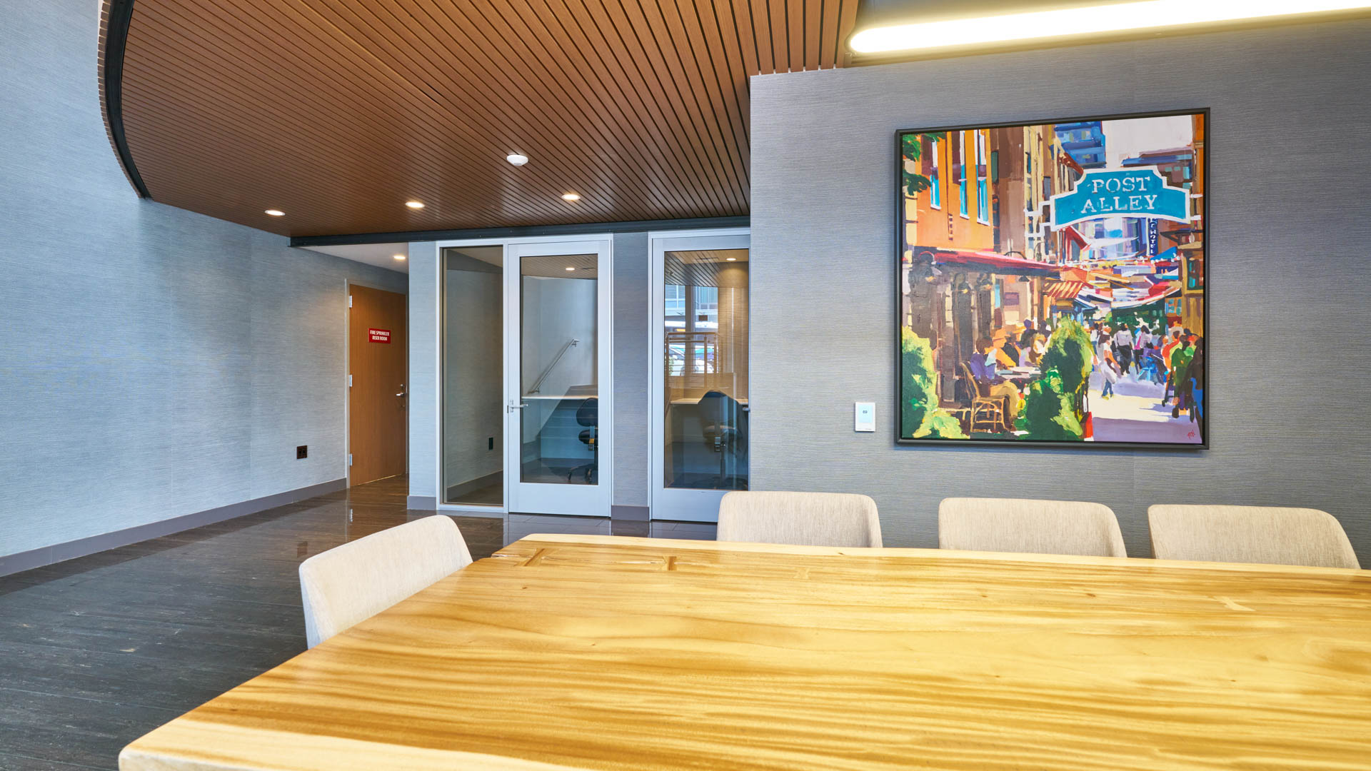 Helios Apartments 4 of 12