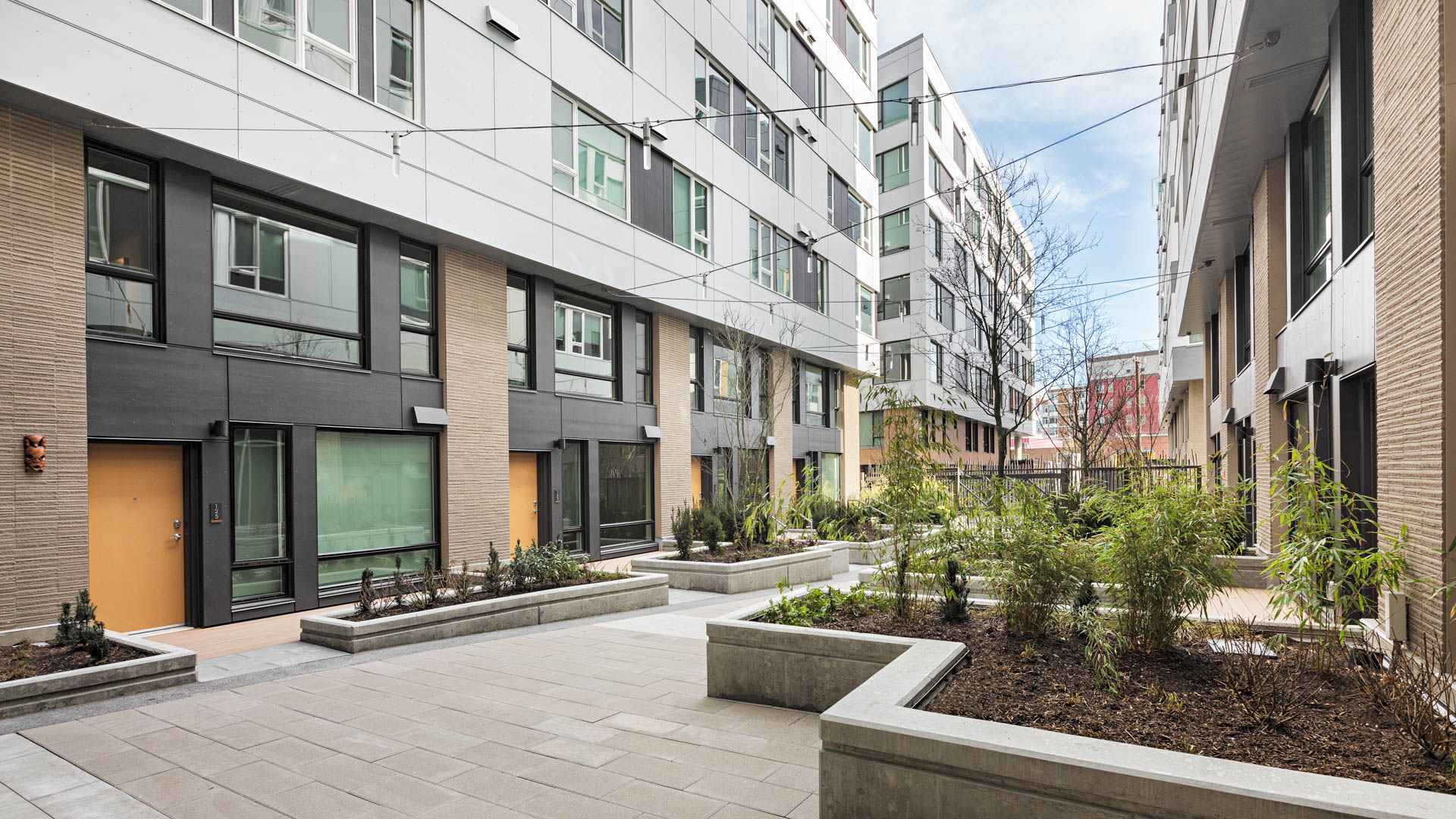 Courtyard at Cascade Apartments (1 of 2)
