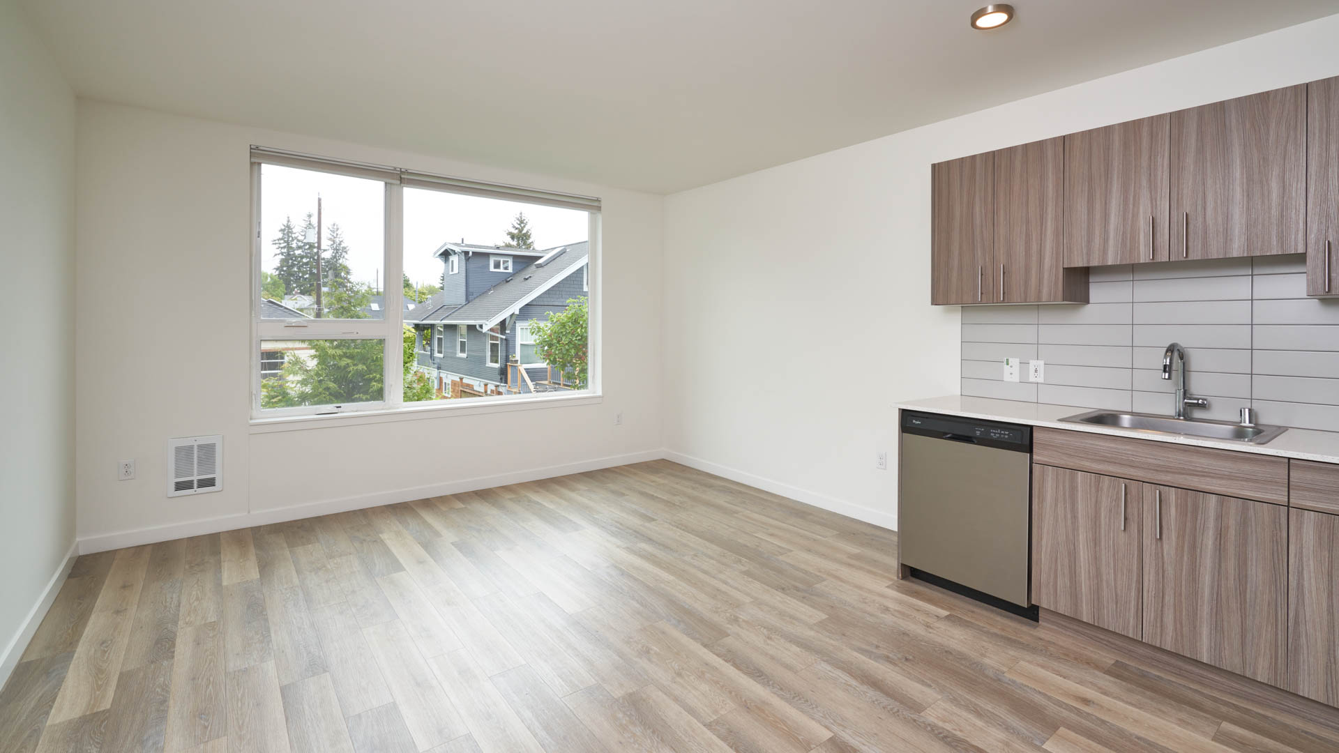 Springline Apartments 2 of 10