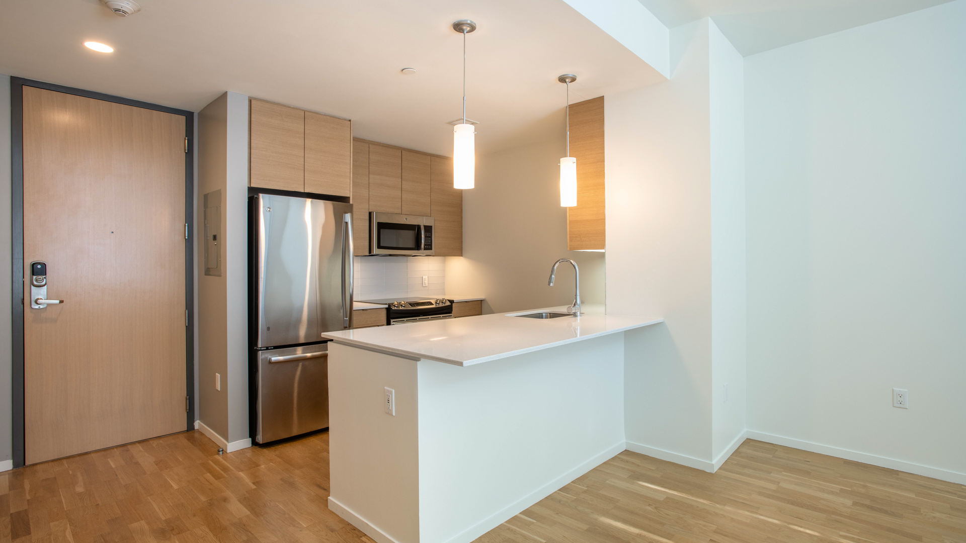 Girard Apartments 5 of 8