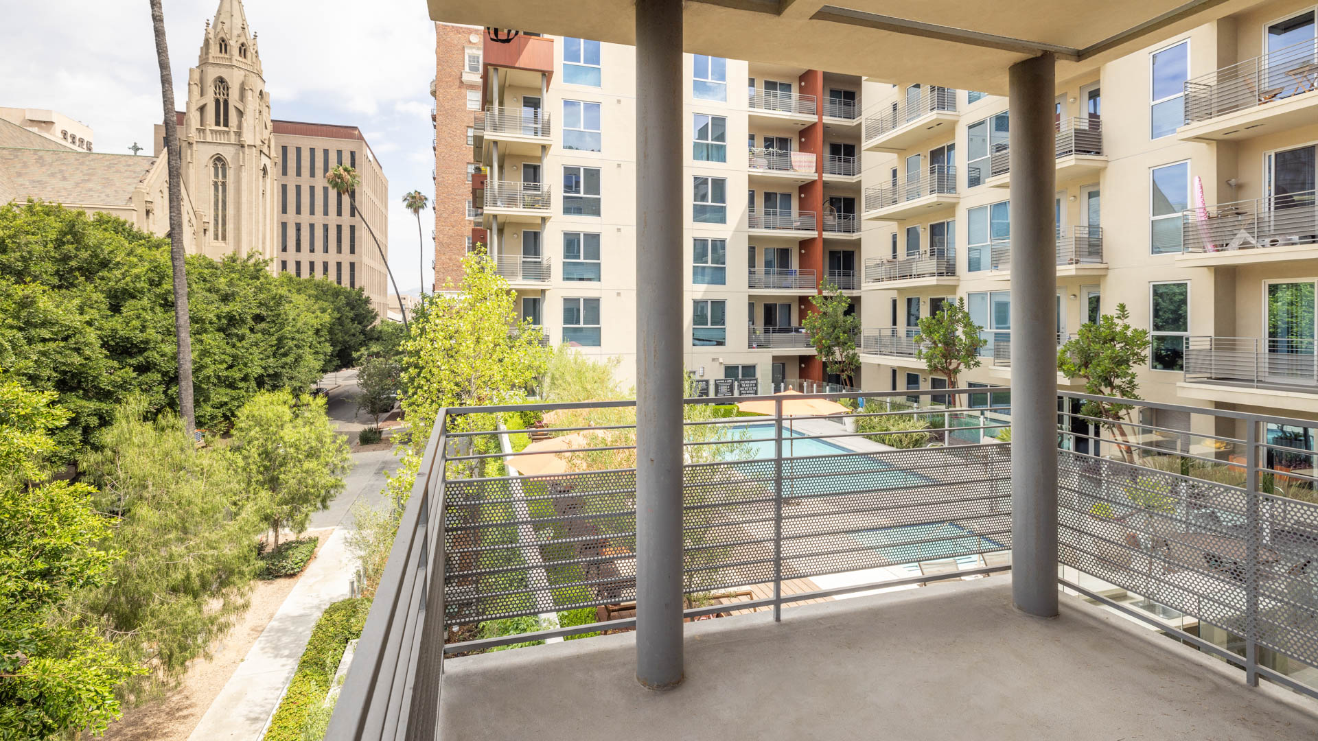 Radius Koreatown Apartments 1 of 13