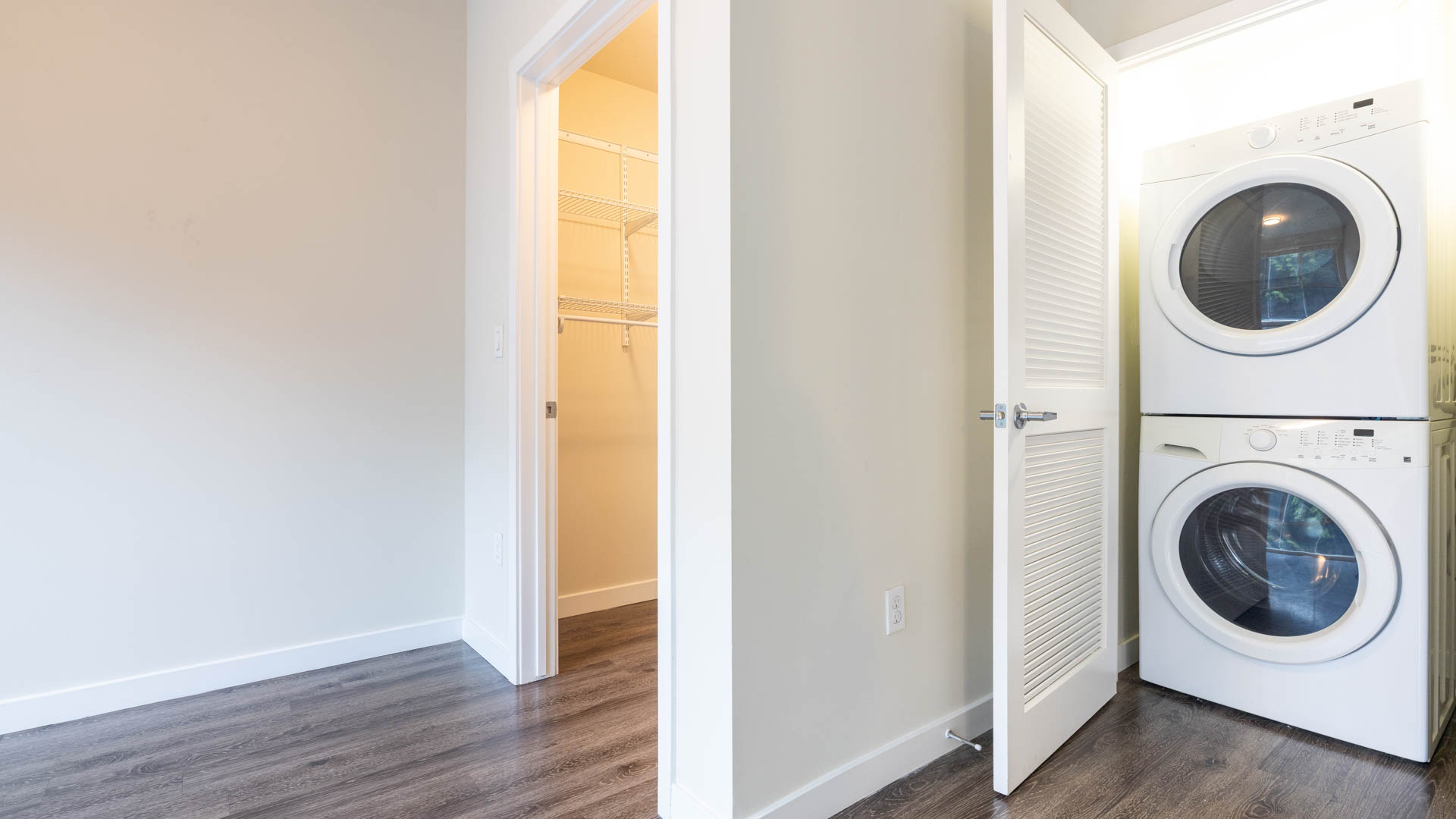 Radius Koreatown Apartments 5 of 7