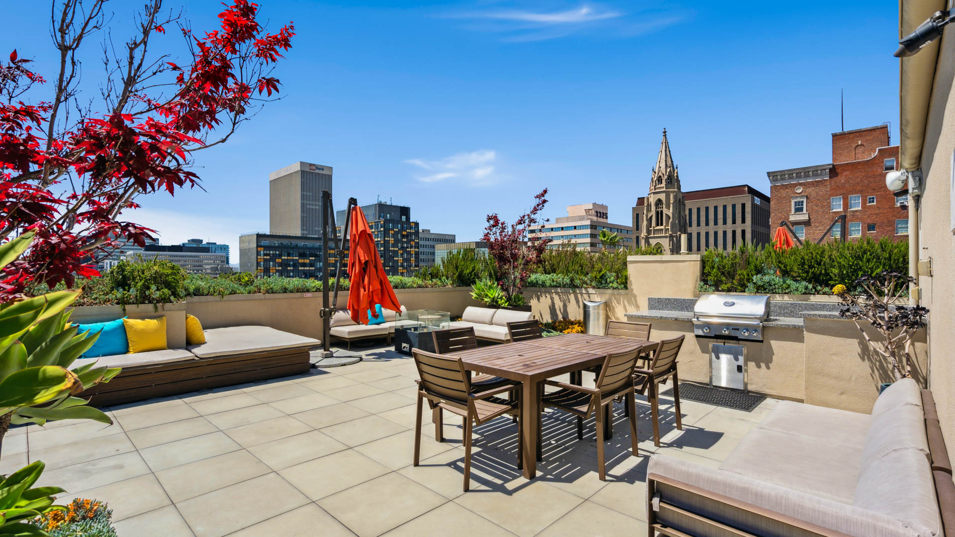 Radius Koreatown Apartments 4 of 12