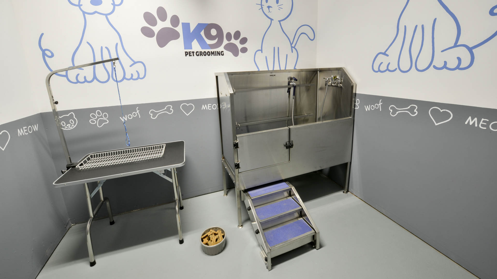 Pet wash at Radius Koreatown Apartments